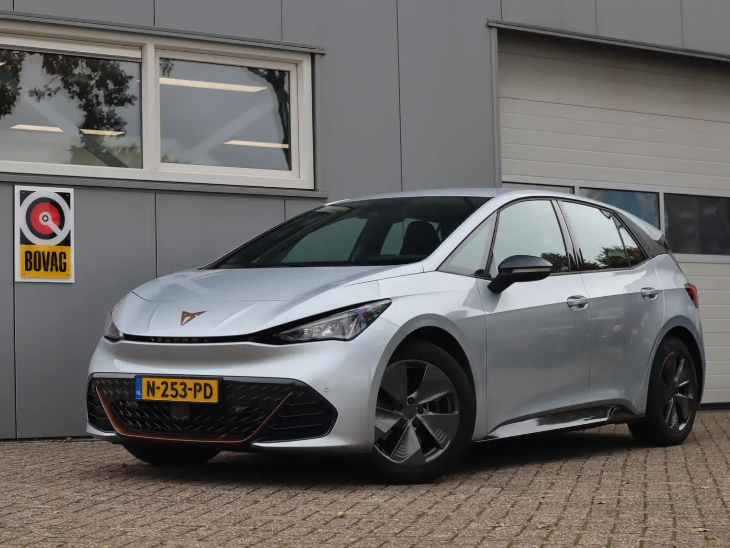 CUPRA Born Business One 62 kWh Grijs - 1