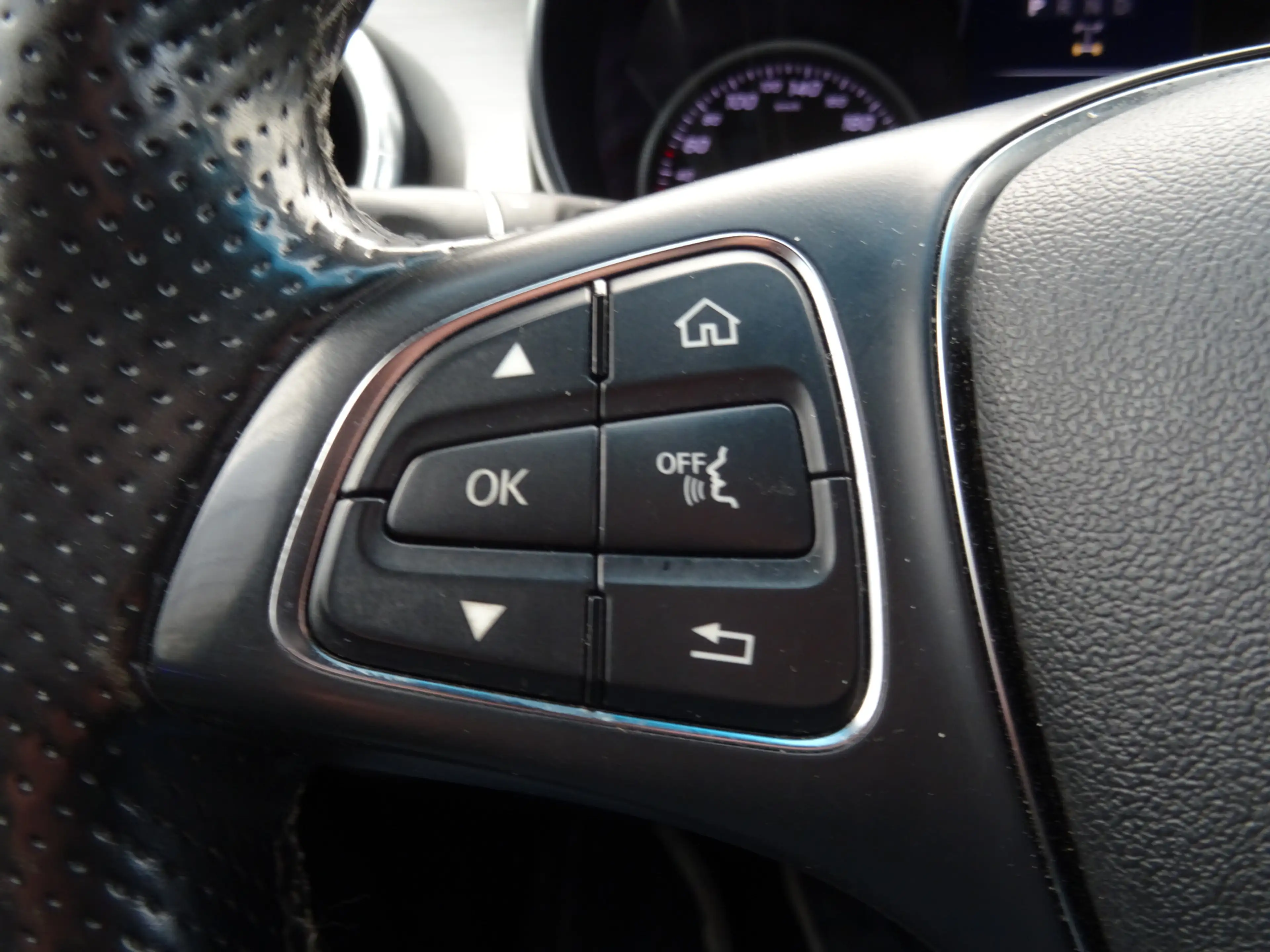Mercedes-Benz X 250 d 4-MATIC Progressive * 360 CAM * 19 INCH !! — photo 12