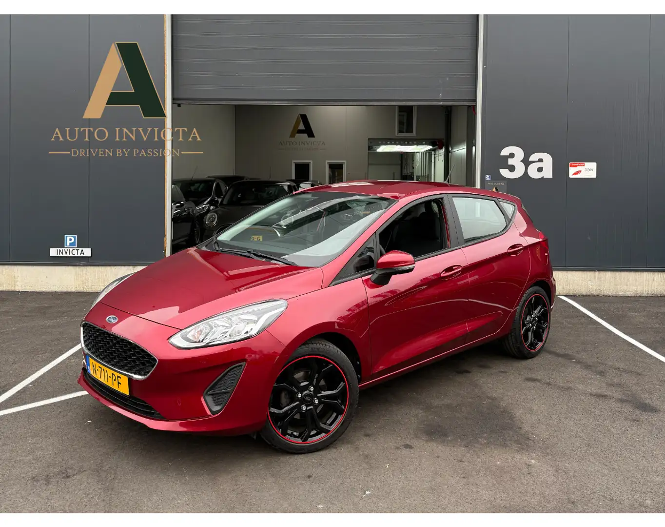 Ford Fiesta 1.1 - Trend - Cruisecontrol Rojo - 1