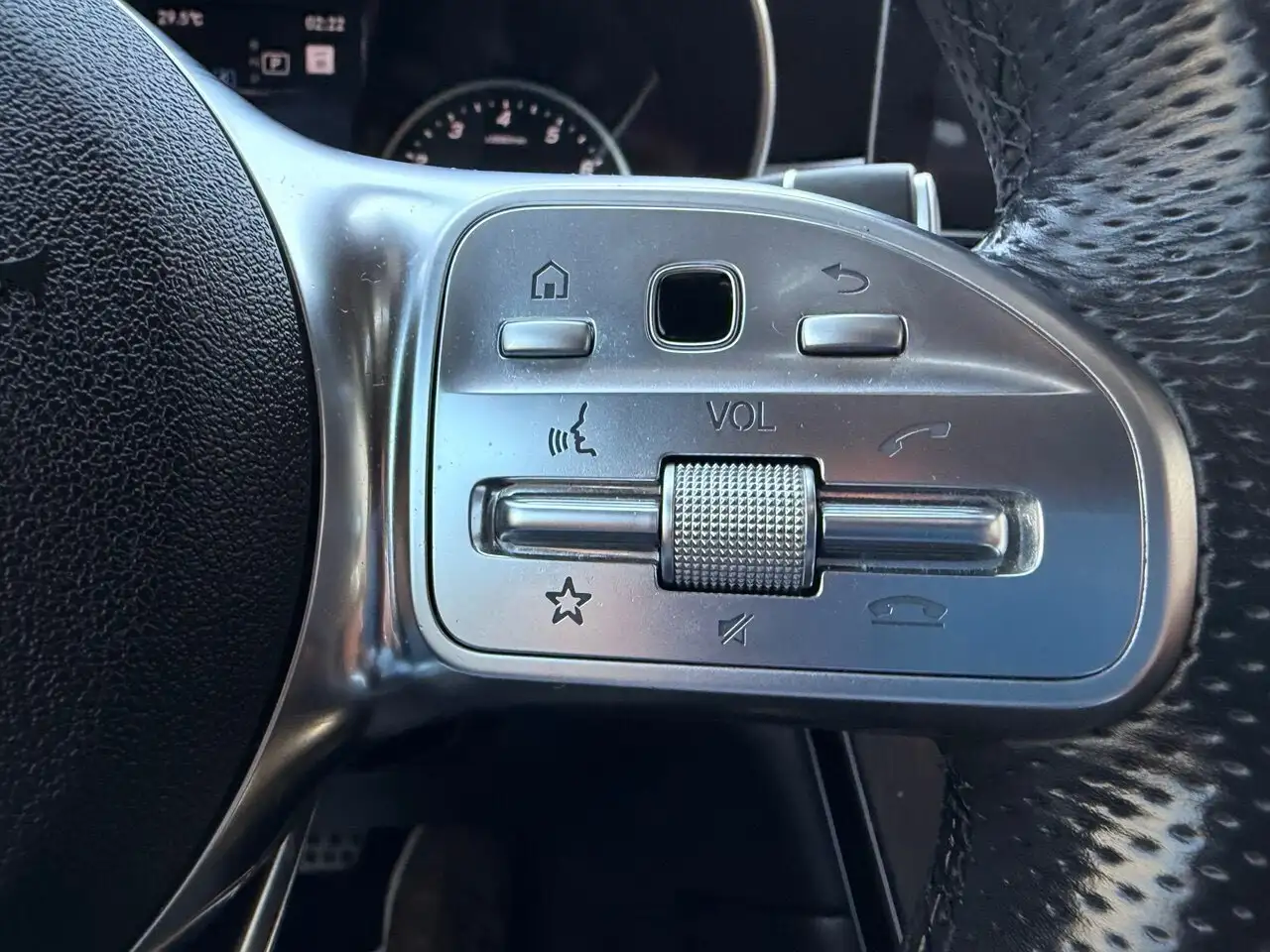 Mercedes-Benz GLC photo Mercedes-Benz GLC