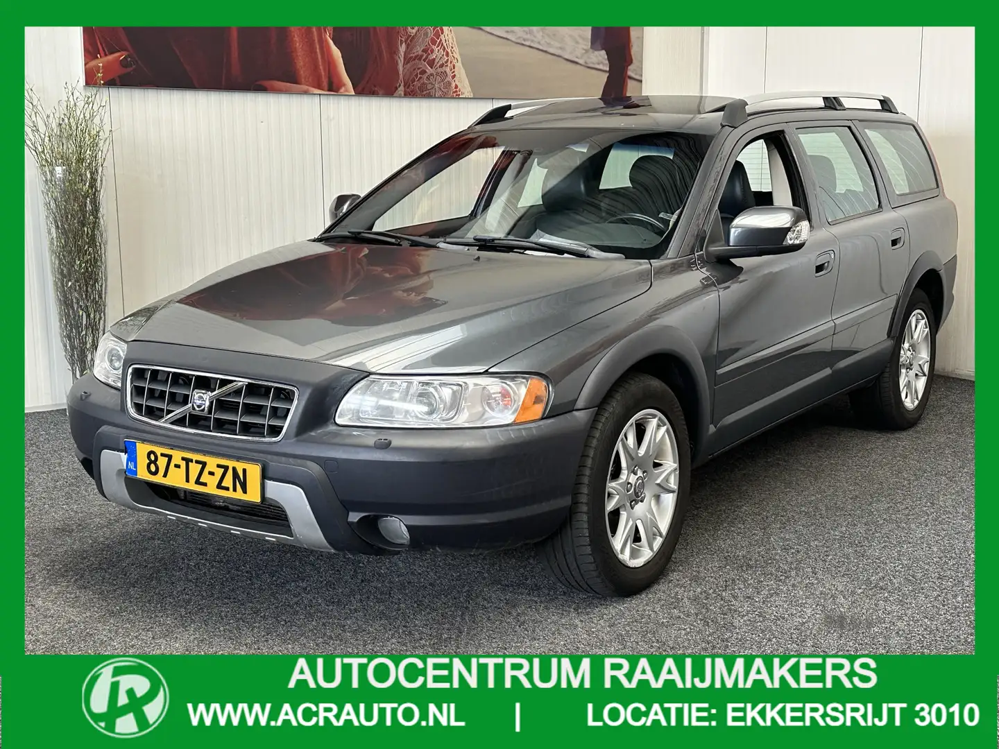 Volvo XC70 2.4 D5 YOUNGTIMER ! CRUISE CONTROL CLIMATE CONTROL Gris - 1