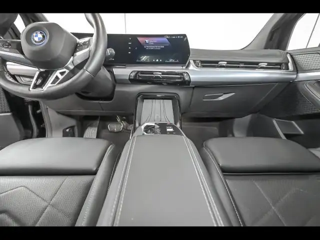 BMW 2 Series view 7
