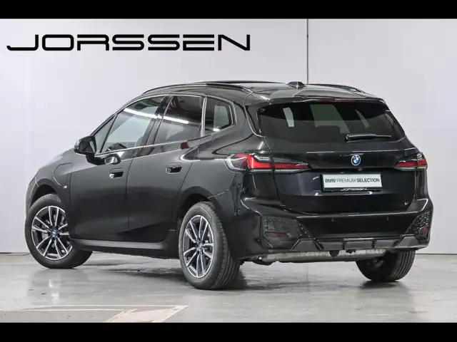 BMW 2 Series view 5