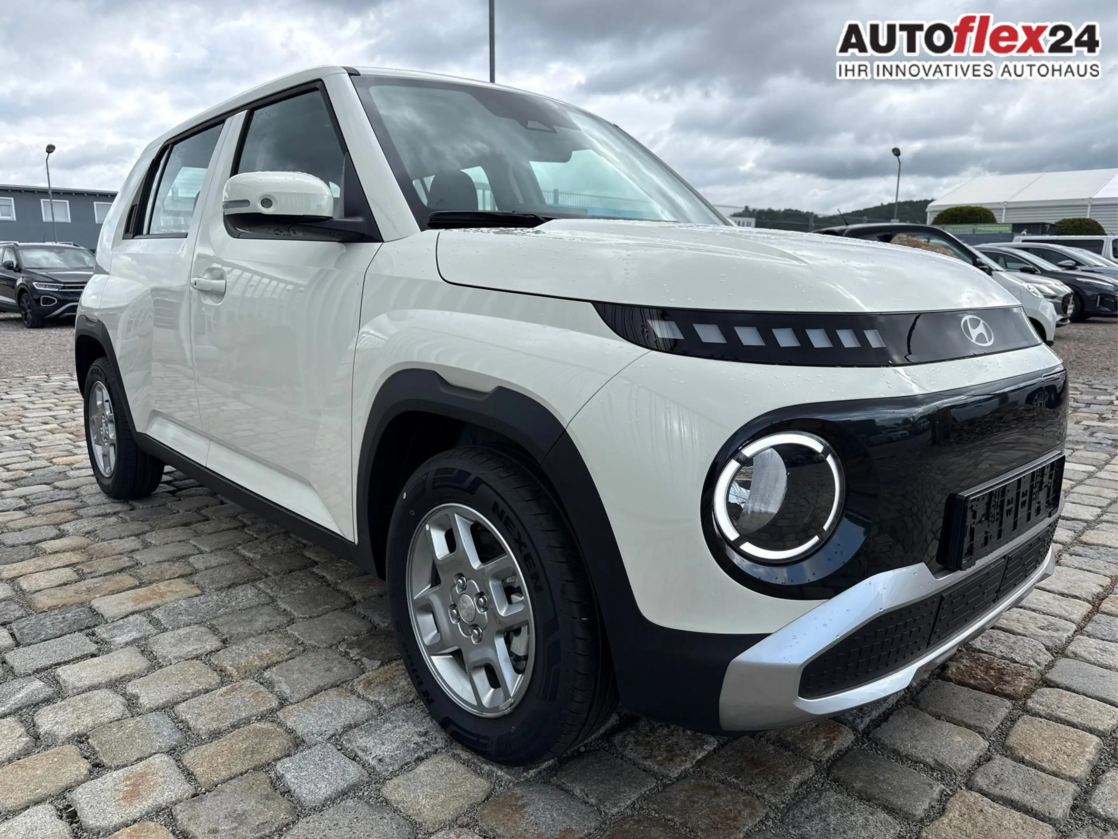 Hyundai Inster 42 kWh FÖRDERF.-NAVI-15" Felgen-Rückfahrkamera-... — photo 2