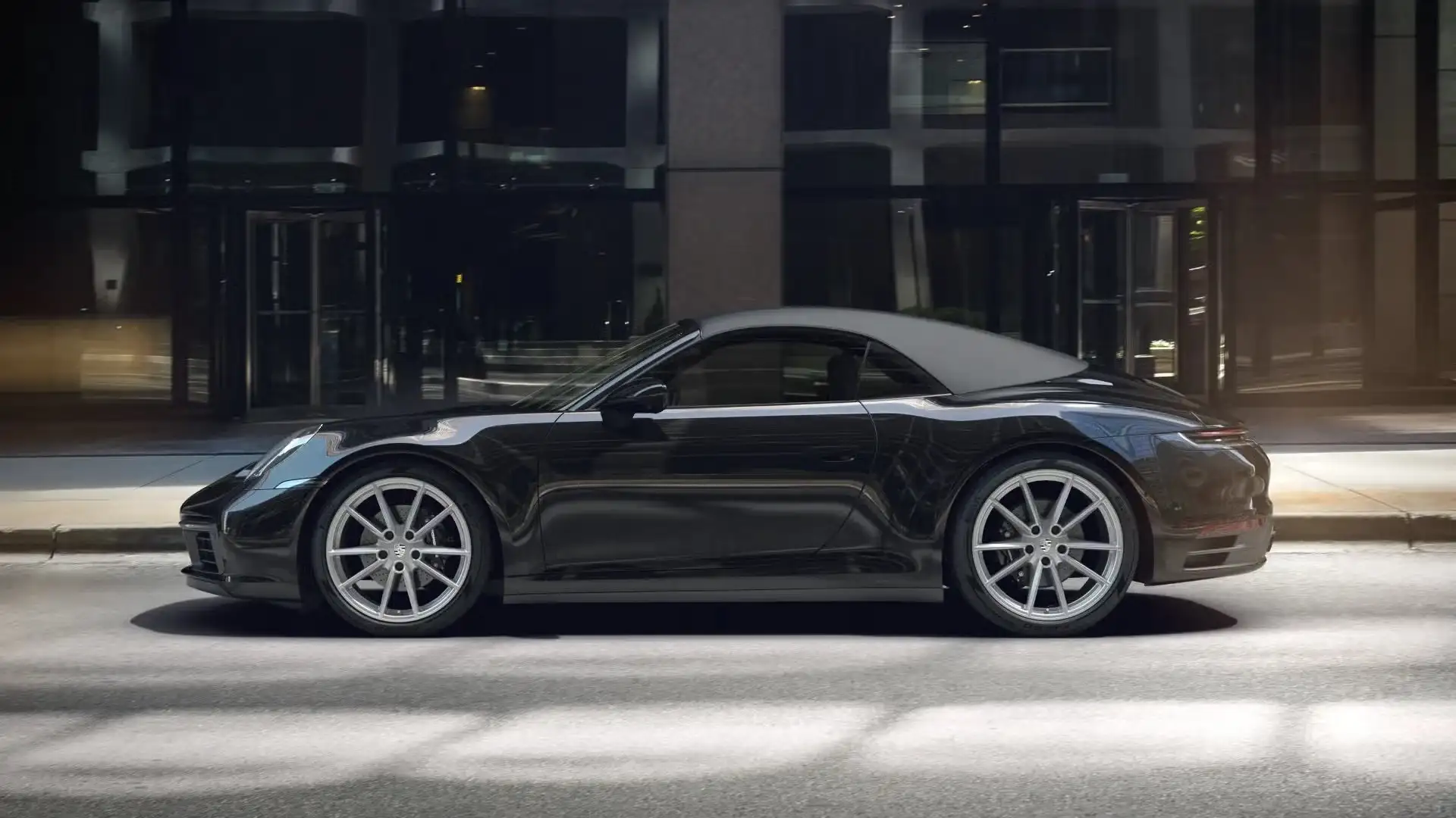 Porsche 992 Cabrio 385cv - Scarico Sport - BOSE - Iva esposta Nero - 2