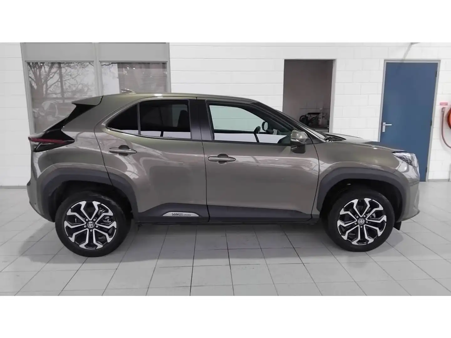 Toyota Yaris Cross 1.5 First Edition | Camera | Navigatie | LED | Key - 2