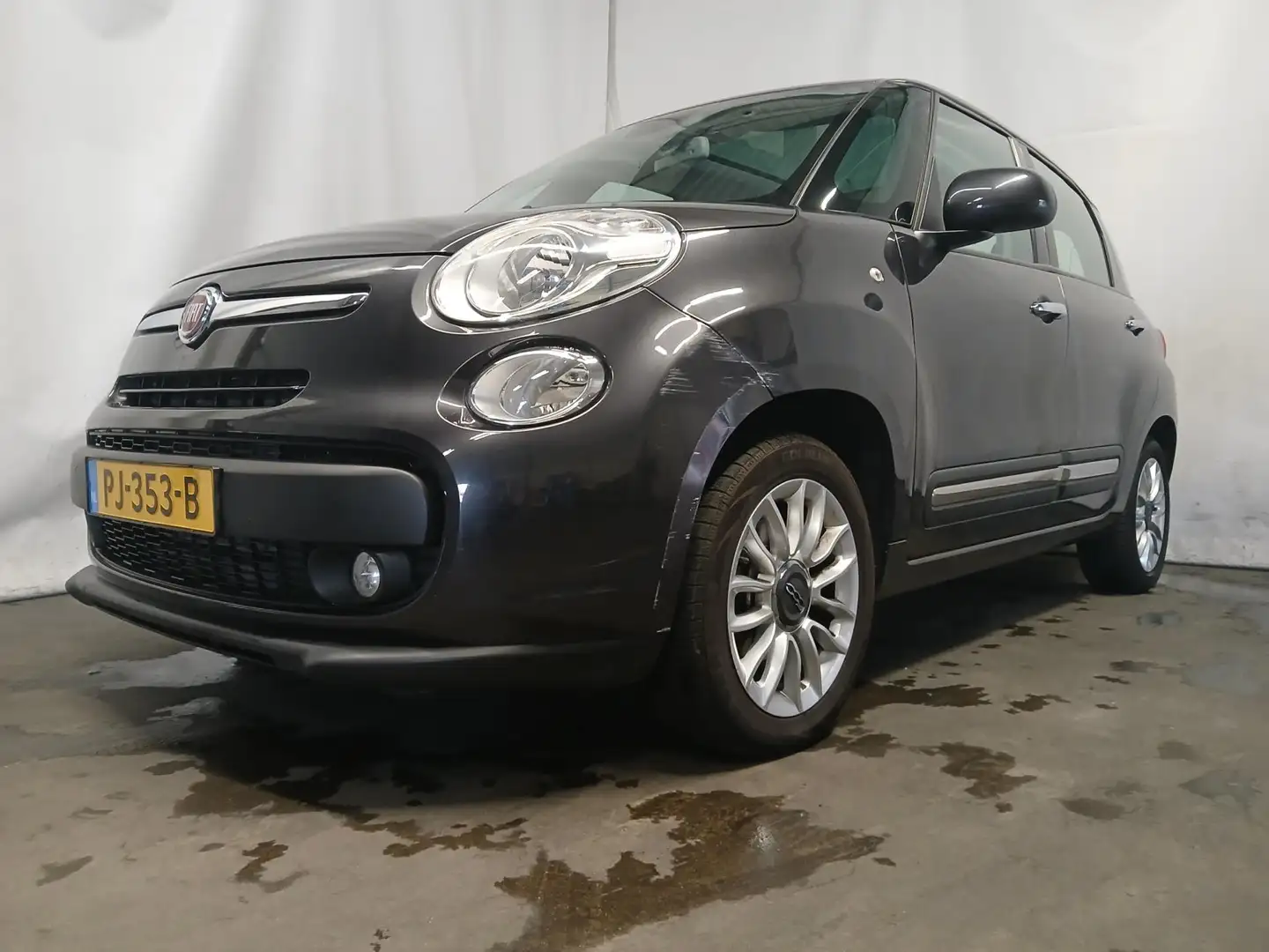 Fiat 500L 0.9 TwinAir Lounge SCHADEAUTO!! Grijs - 2
