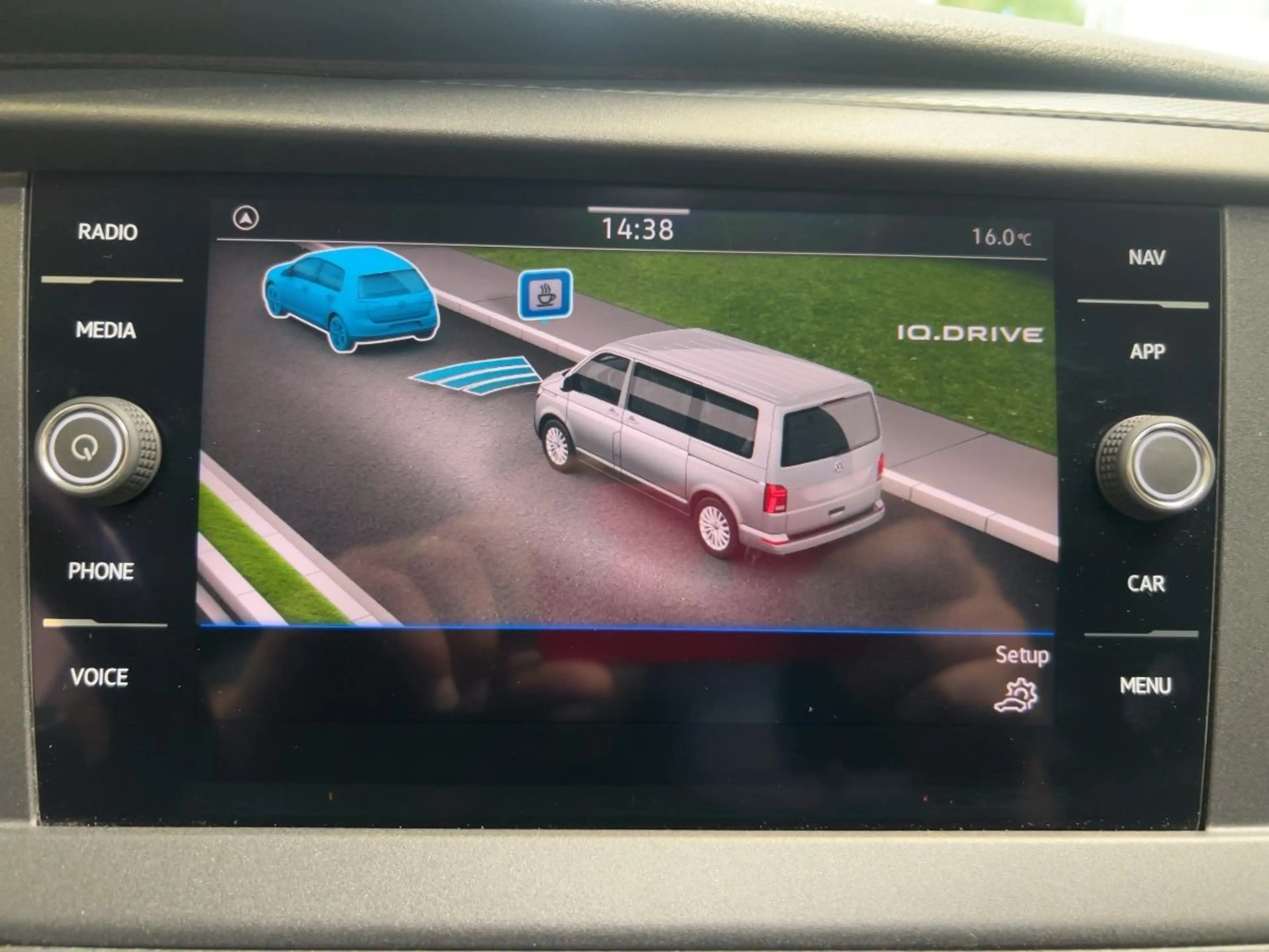 Volkswagen T6.1 Transporter T6.1 Kasten 2.0 TDI EcoProfi DSG AHK Navi LED — photo 12