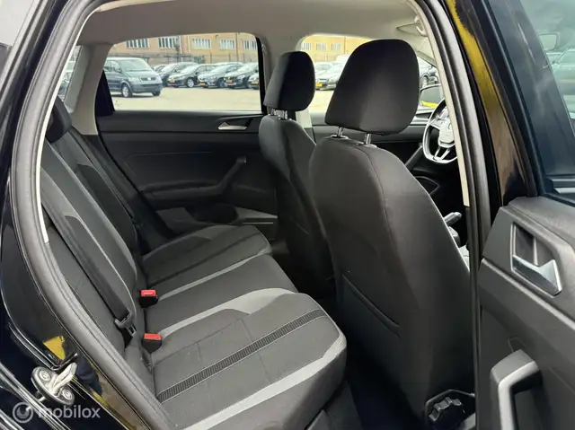 Volkswagen Polo view 21
