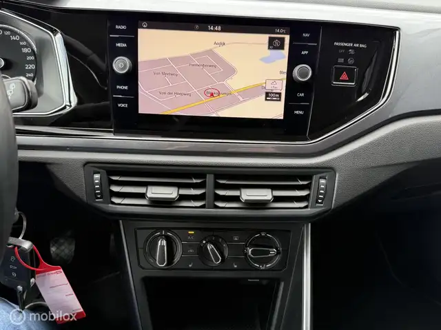 Volkswagen Polo view 16