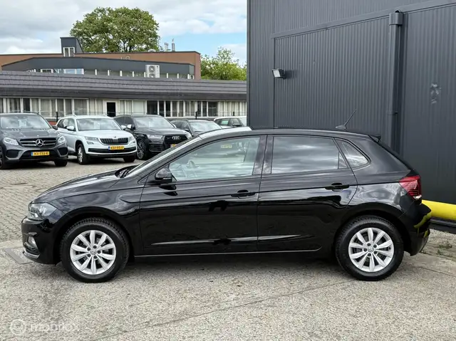 Volkswagen Polo view 7