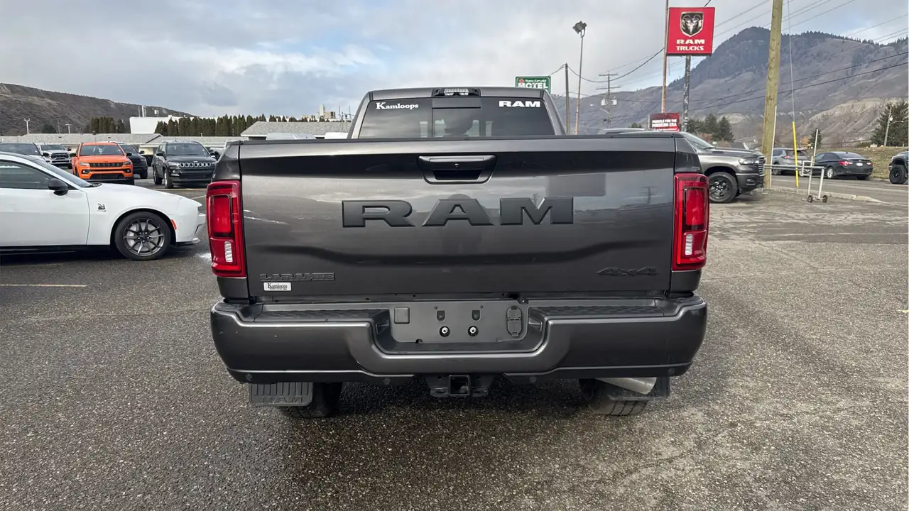 RAM 3500 снимка RAM 3500