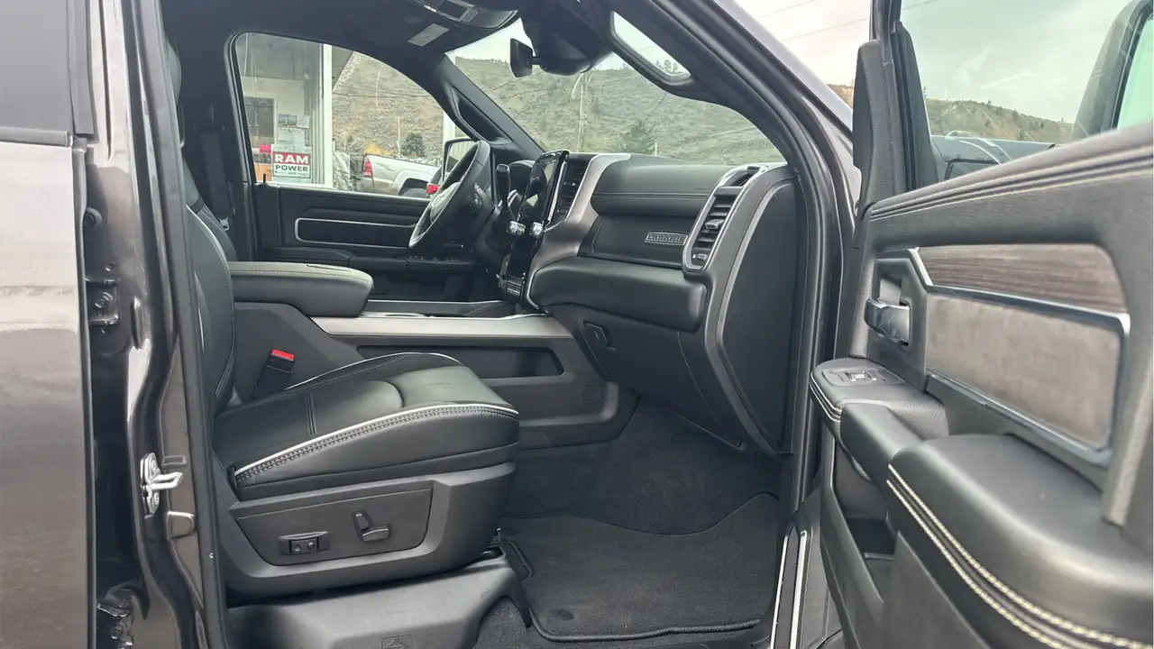 RAM 3500 снимка RAM 3500