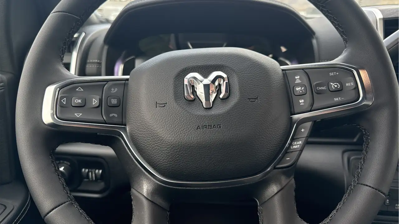 RAM 3500 снимка RAM 3500