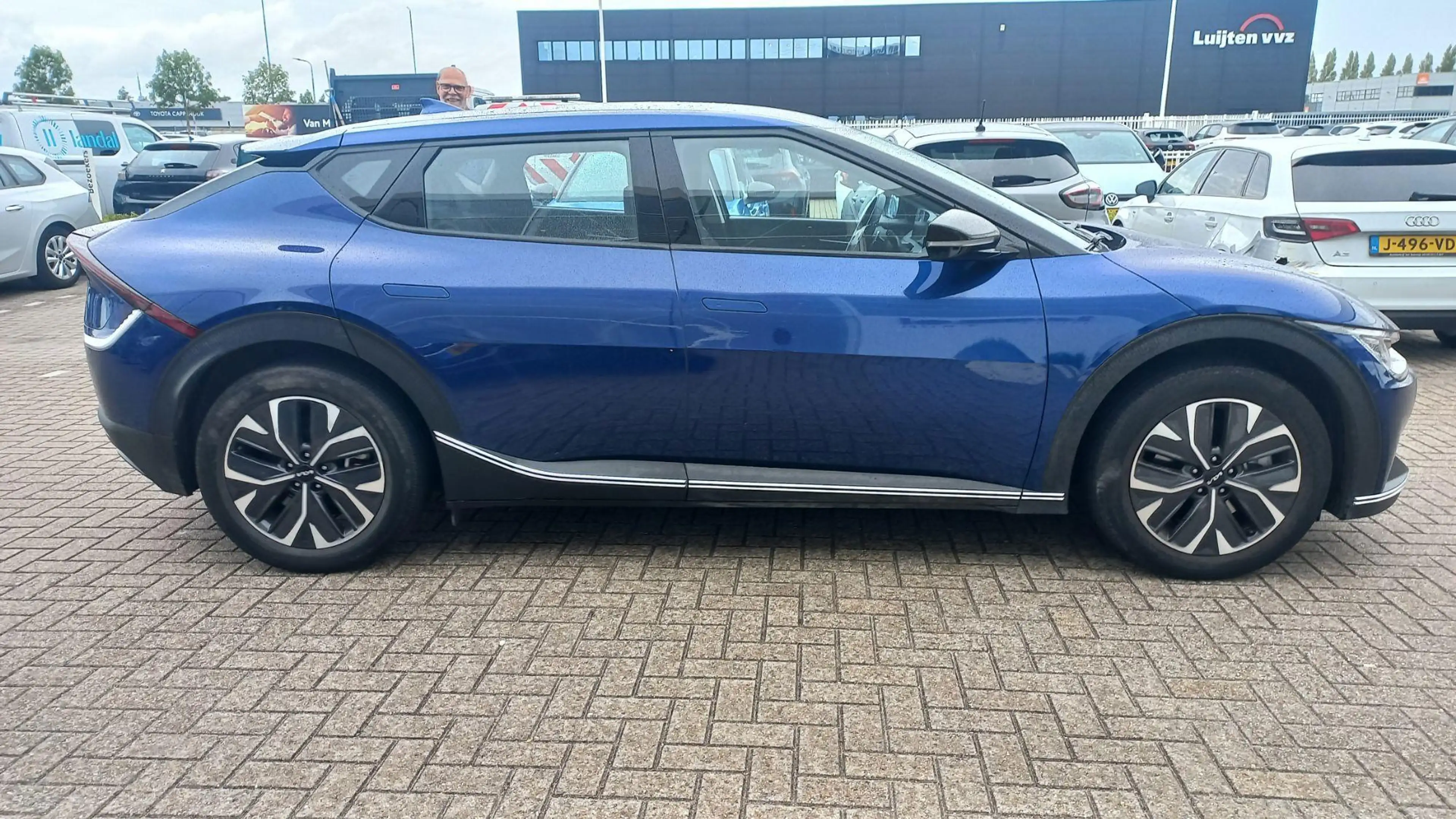 Kia EV6 Light 58 kWh | Trekhaak | Climate | PDC | Camera | — photo 10