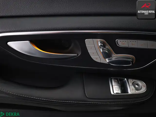 Mercedes-Benz V-Class view 23