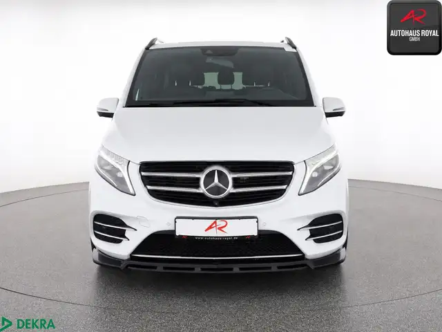 Mercedes-Benz V-Class view 8