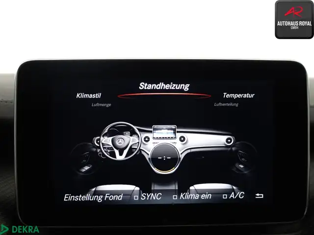 Mercedes-Benz V-Class view 17