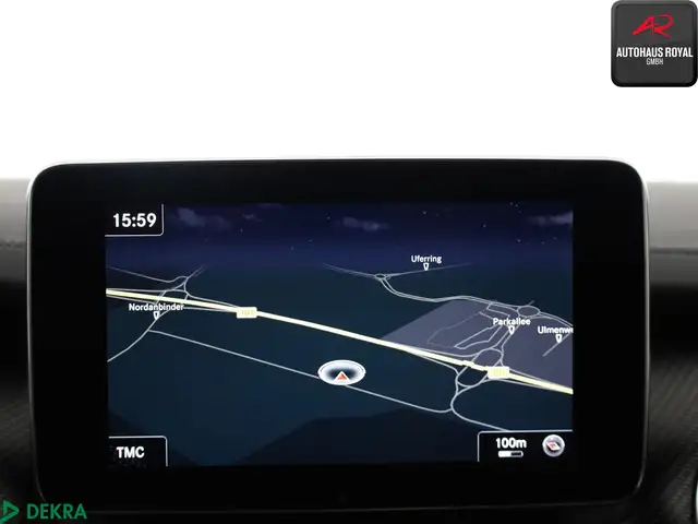Mercedes-Benz V-Class view 16