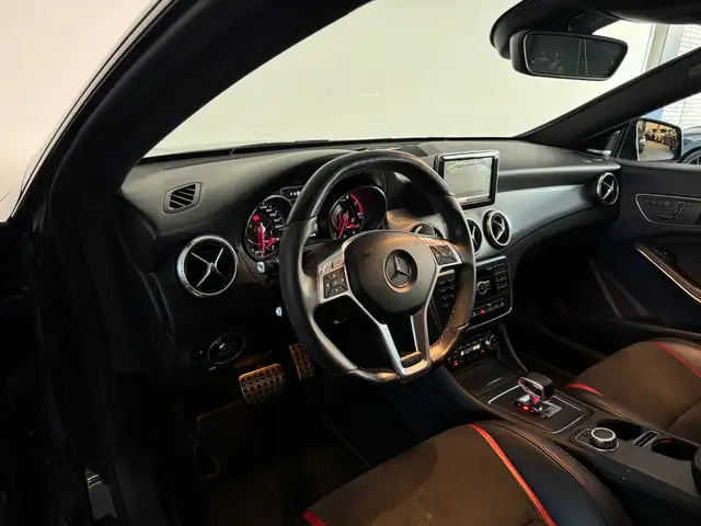Mercedes-Benz CLA view 6