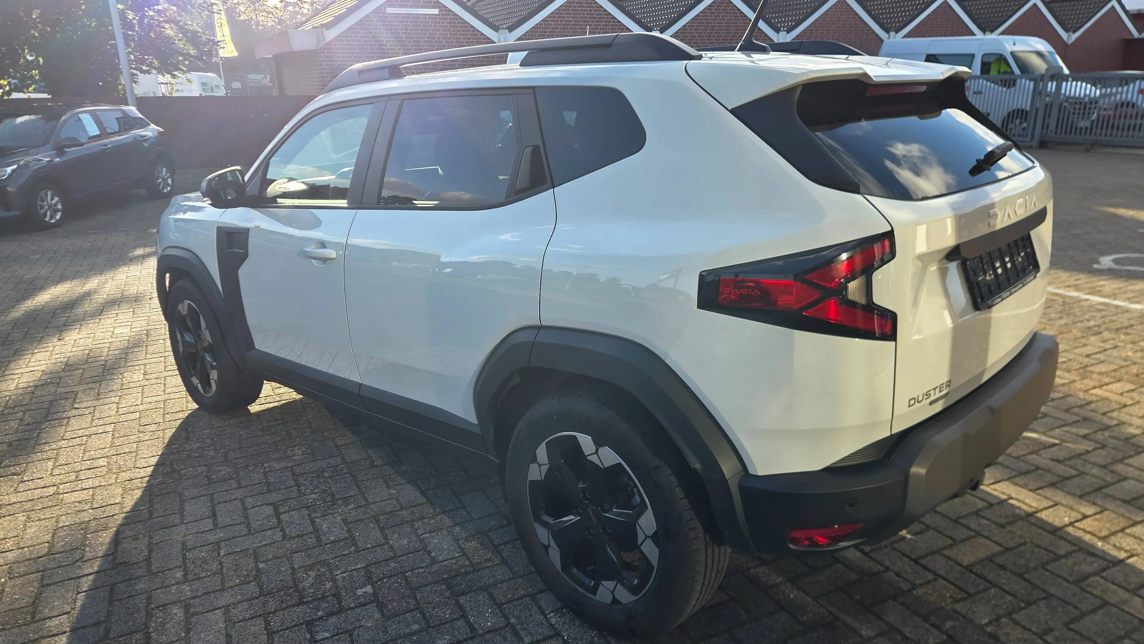 Dacia Duster Hybrid 140 Journey — photo 7