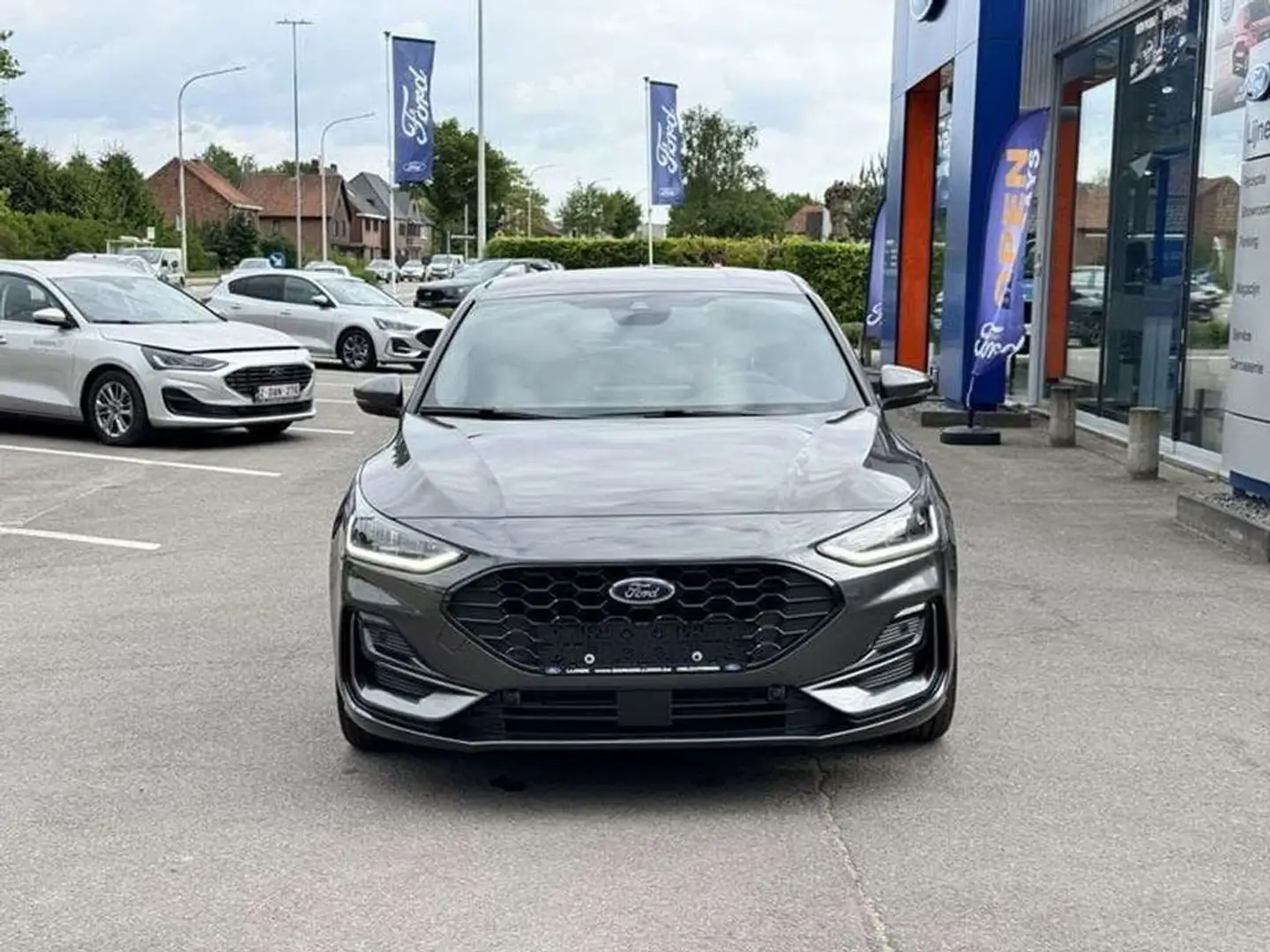 Ford Focus 5d MHEV ST LINE - Manueel Grijs - 2