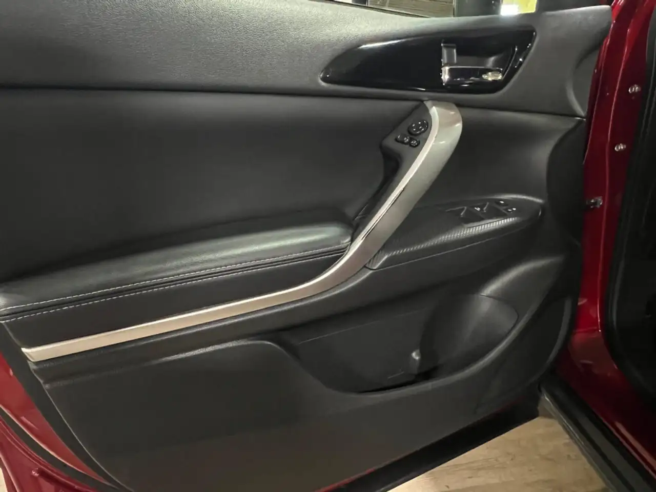 Mitsubishi Eclipse Cross photo Mitsubishi Eclipse Cross