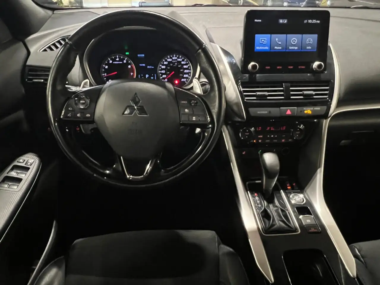 Mitsubishi Eclipse Cross photo Mitsubishi Eclipse Cross