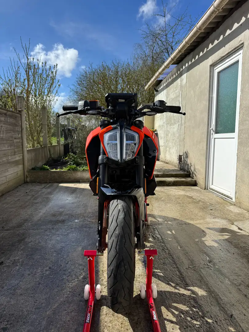 KTM 390 Duke - 1