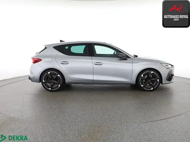 CUPRA Leon view 6