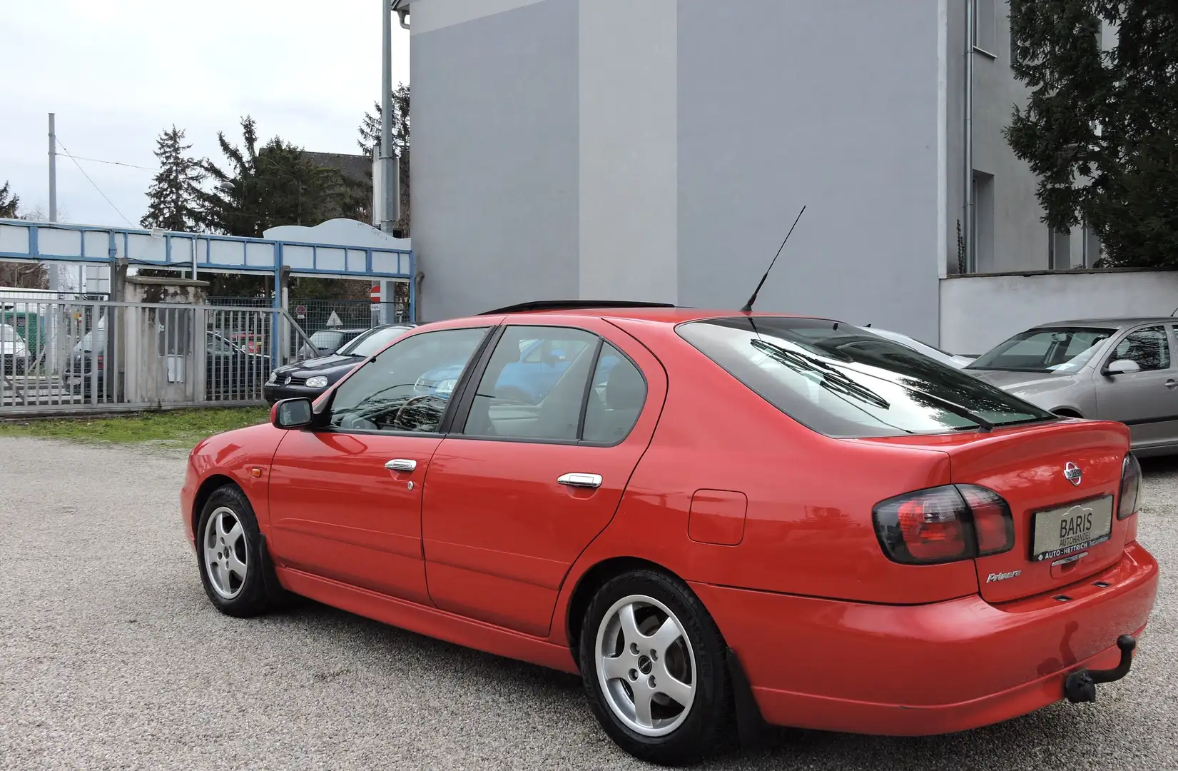 Nissan Primera Elegance Rojo - 2