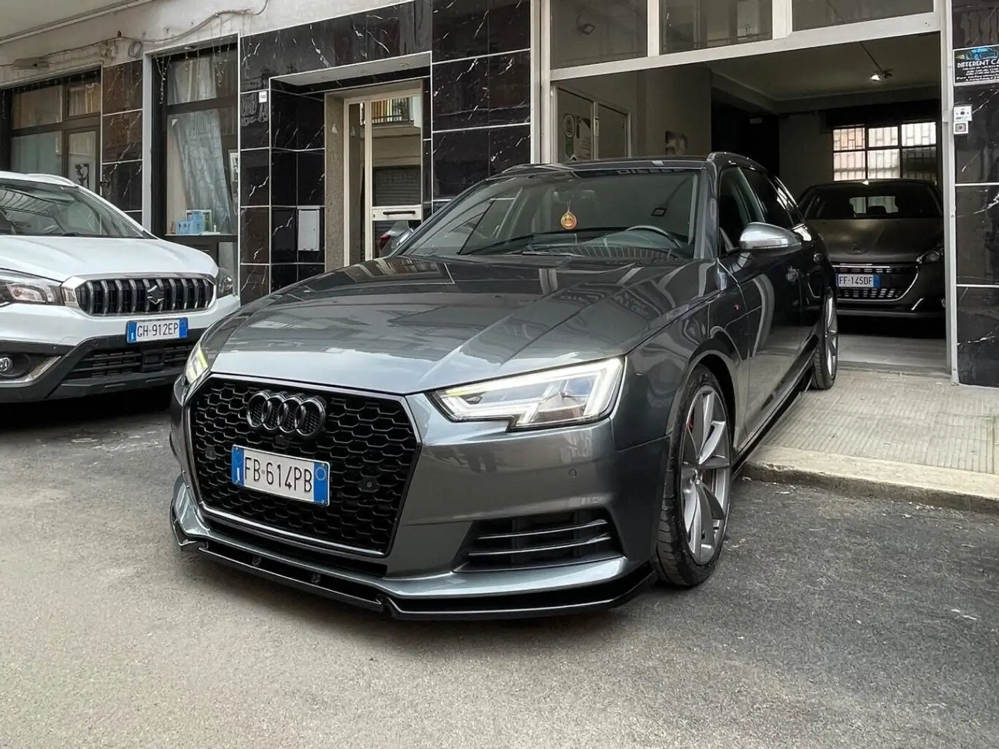 Audi A4 A4 Avant 2.0 tdi 190cv s-tronic 3X S-LINE Grigio - 2