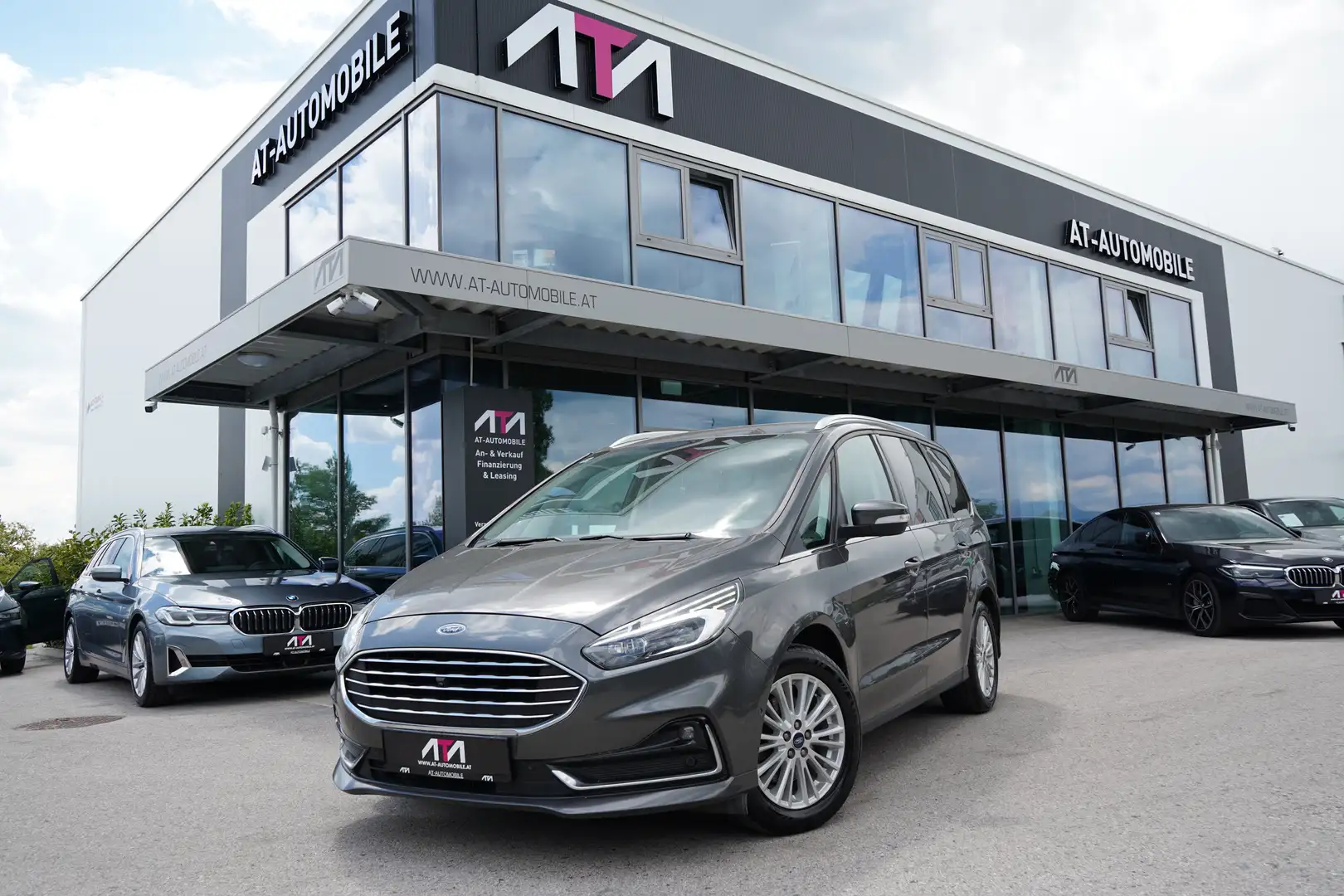 Ford Galaxy Galaxy 2,0 EcoBlue SCR Titanium Aut. Grau - 1