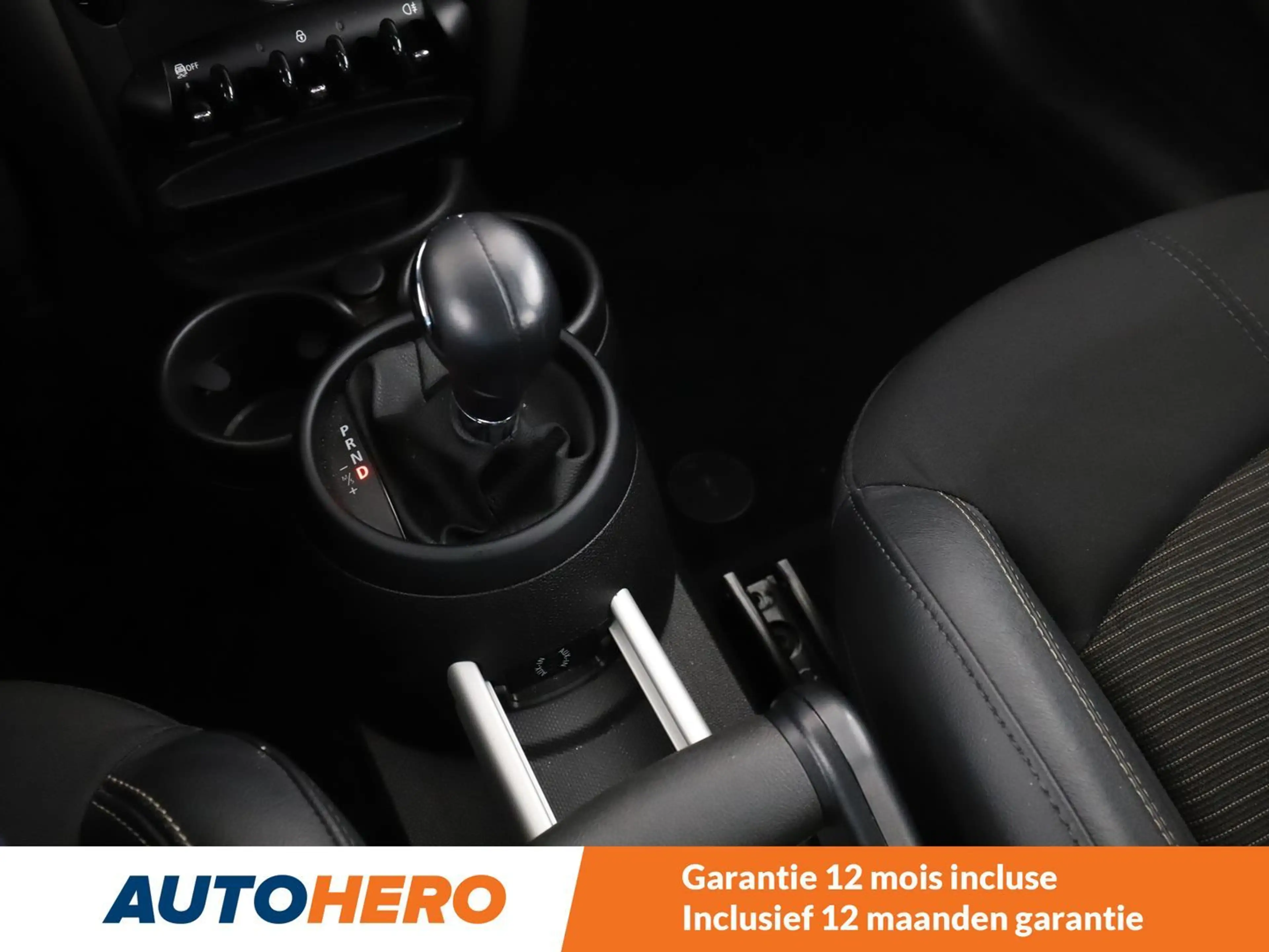 MINI One Countryman One — photo 9