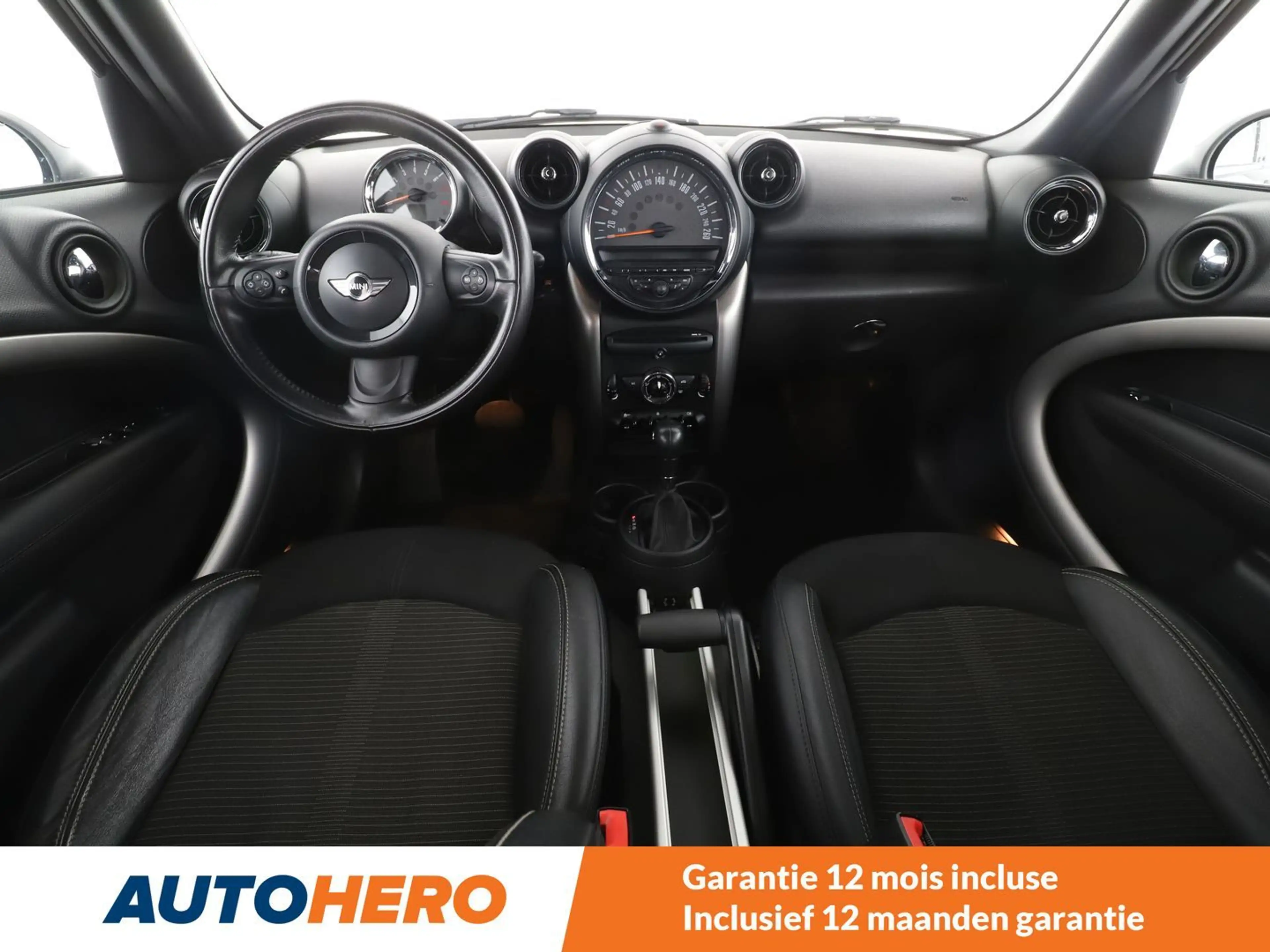 MINI One Countryman One — photo 13