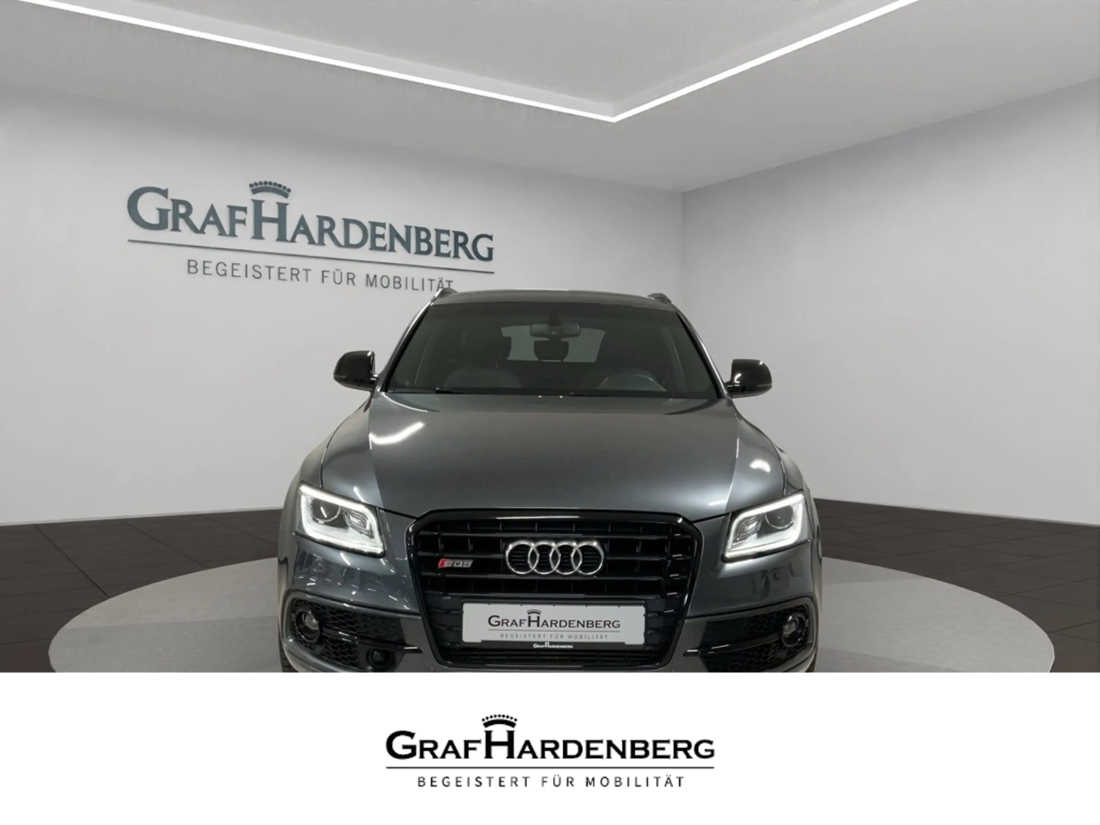 Audi SQ5 quattro plus 3.0 TDI StandHZG AHK Navi Leder ACC K