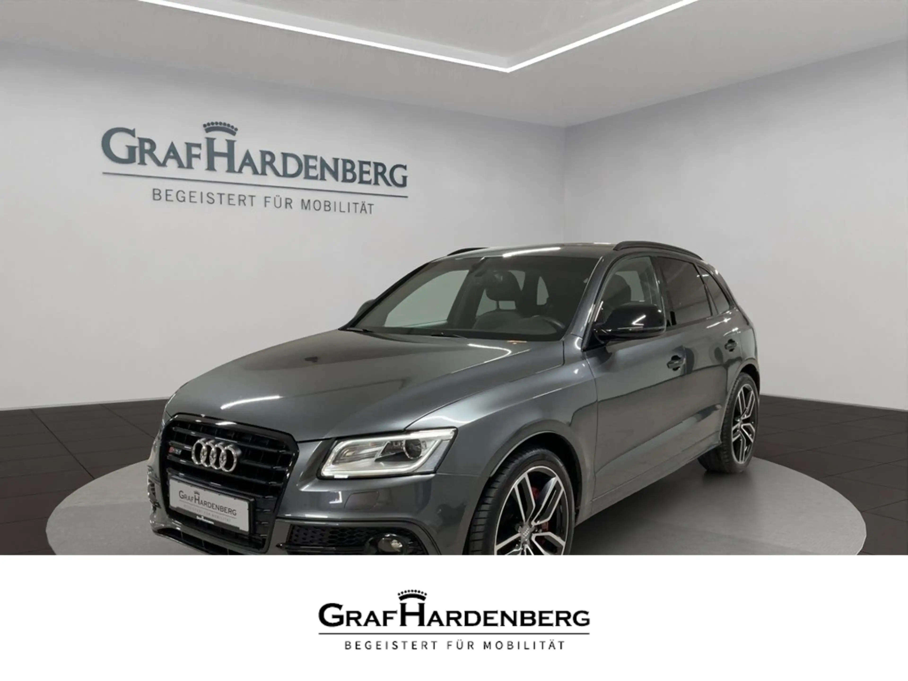 Audi SQ5 quattro plus 3.0 TDI StandHZG AHK Navi Leder ACC K — photo 2