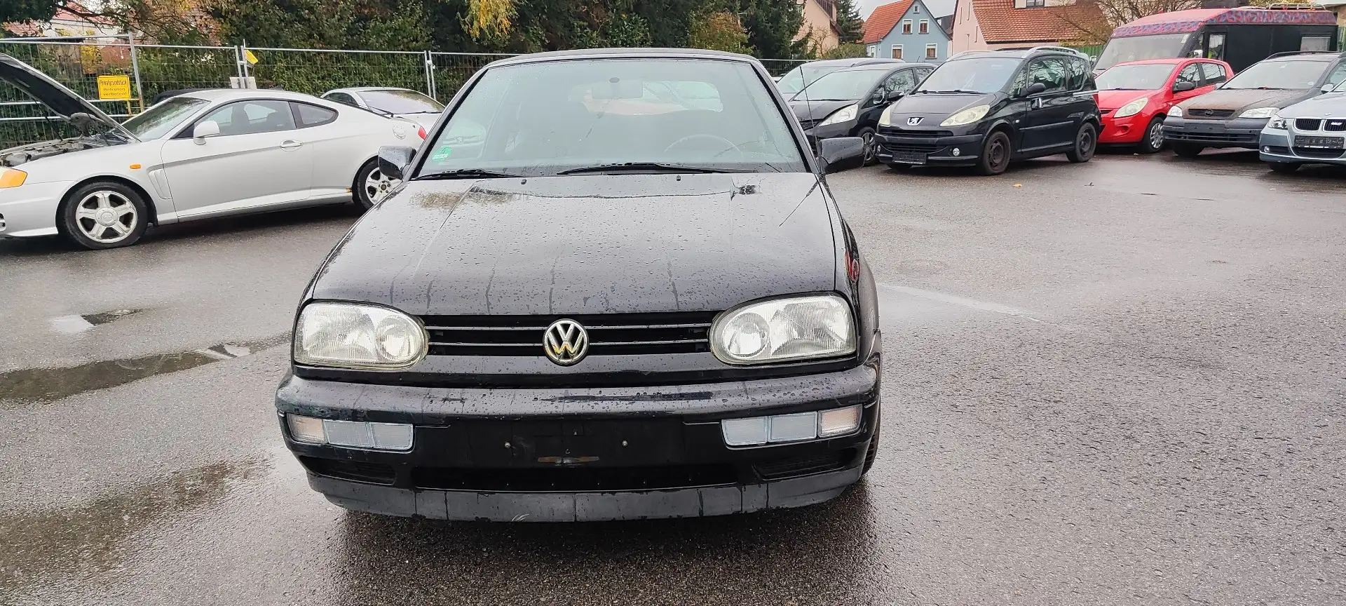Volkswagen Golf Cabriolet Golf III Cabrio 1.6, gepflegt, TÜV, Schwarz - 1