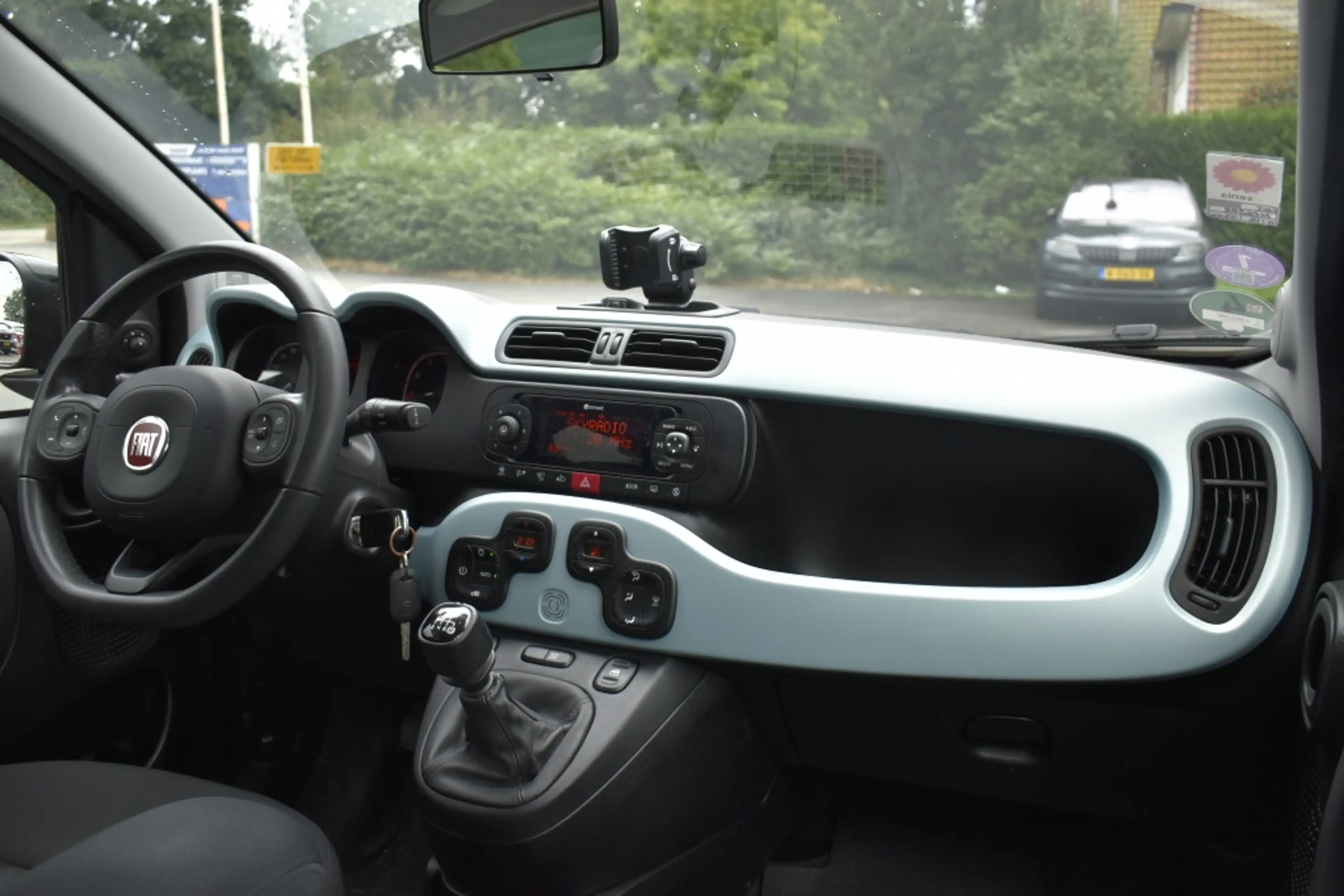 Fiat Panda 1.0 Hybr. Launch Ed. — photo 14
