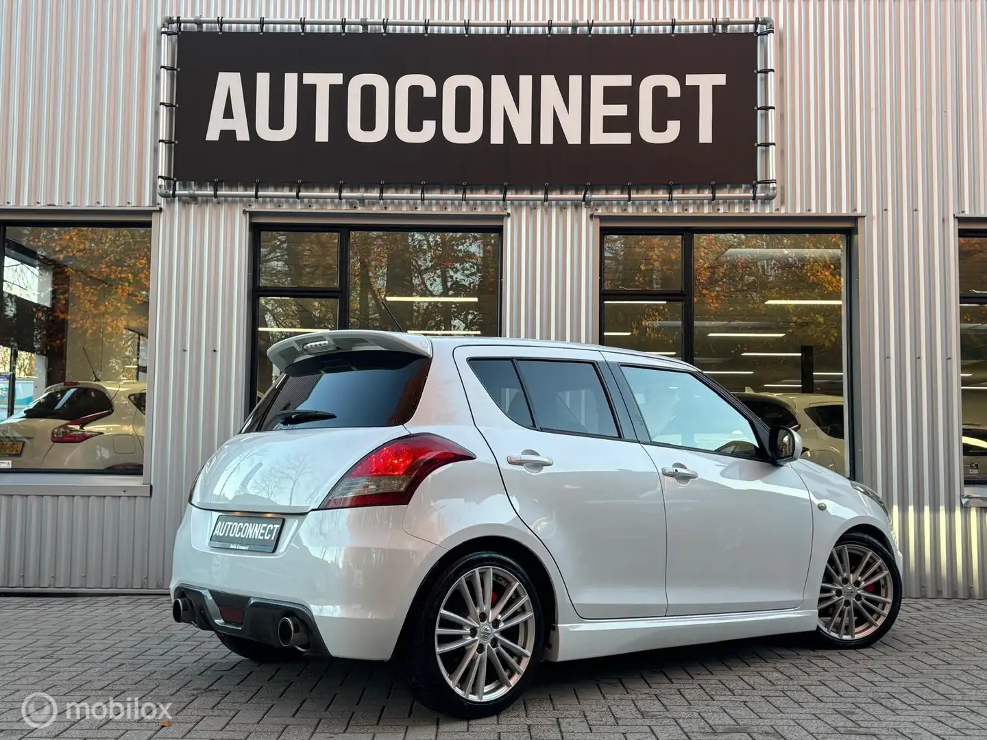 Suzuki Swift 1.6 Sport, CRUISE, 5DRS, STOELVERWARMING Blanc - 2