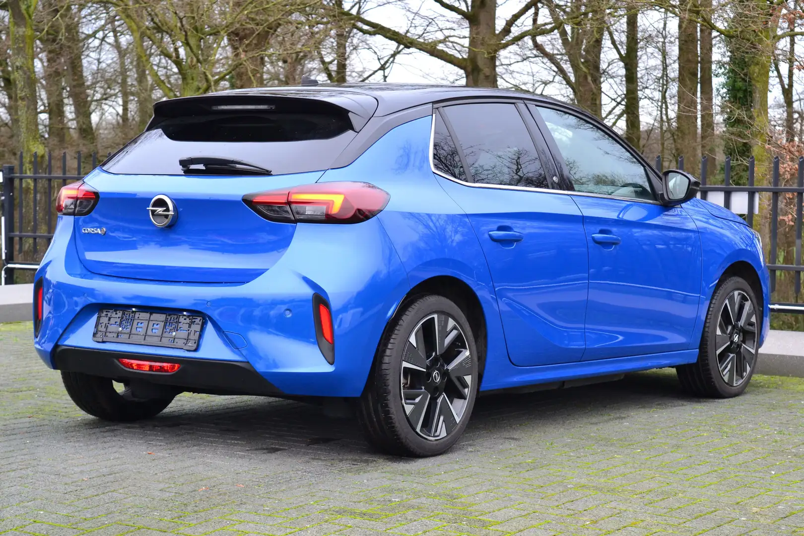 Opel Corsa-e Ultimate 1-Fase Navi LED App Blauw - 2