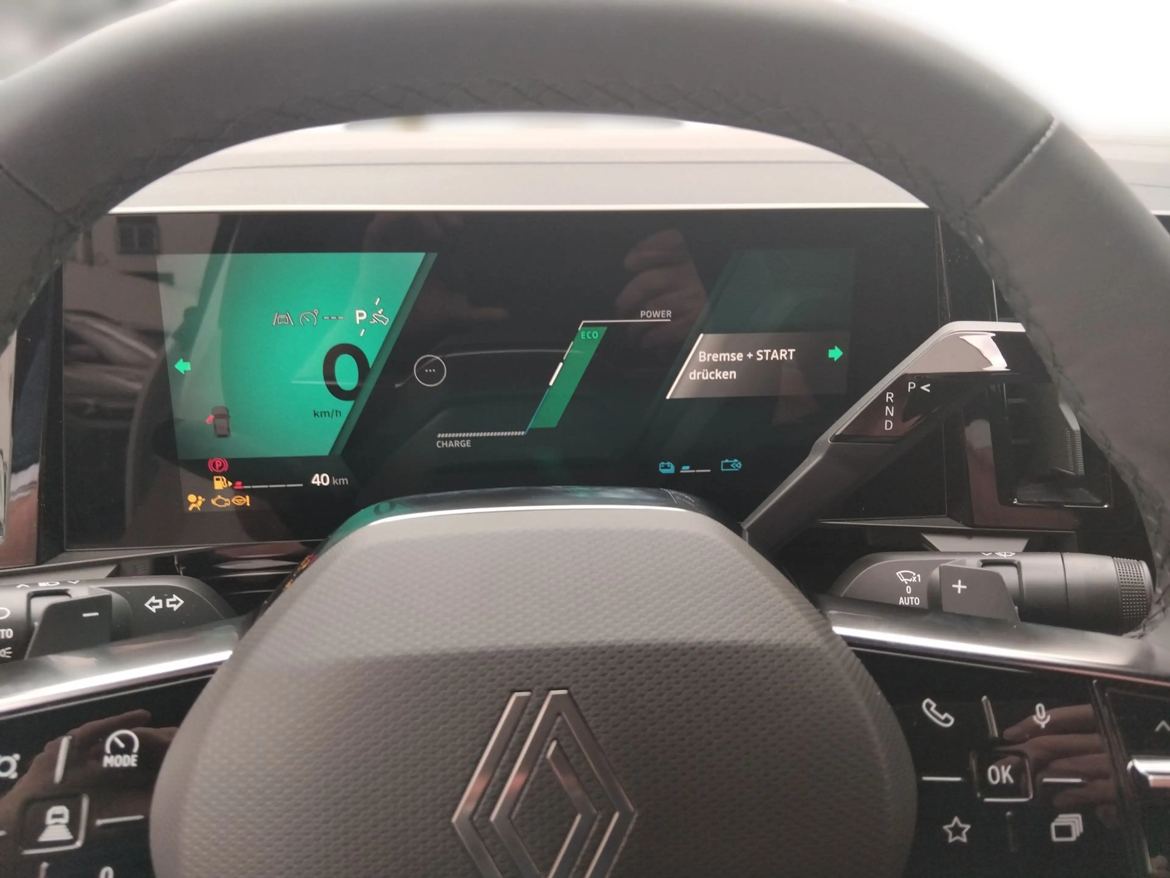 Renault Rafale RAFALE Techno Full Hybrid E-Tech 200 (MY26) — photo 15