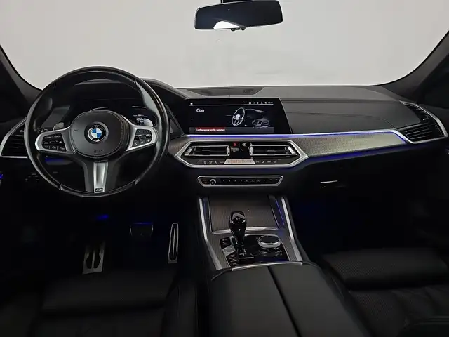 BMW X6 view 9