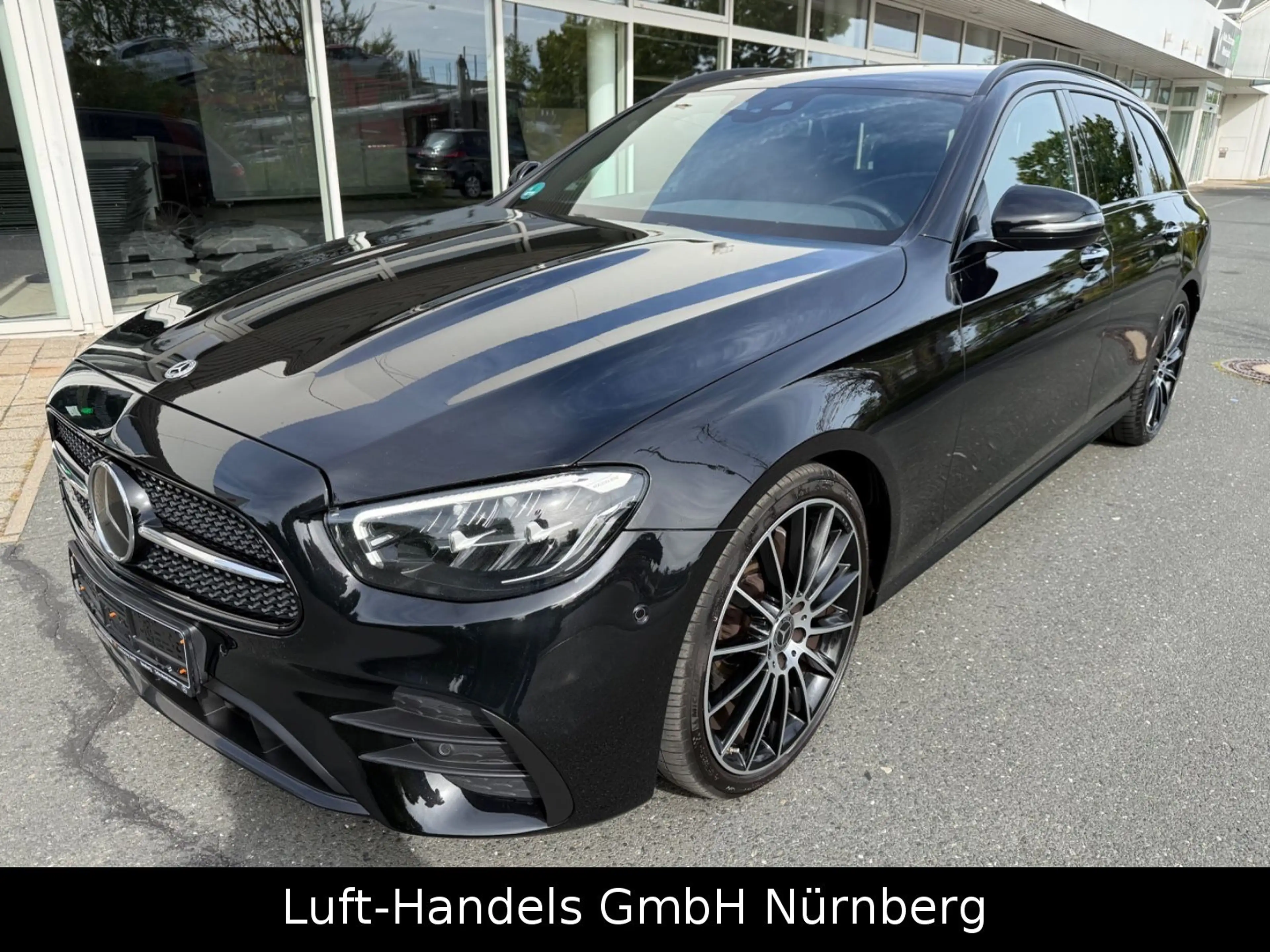 Mercedes-Benz E 220 d E T-Modell AMG-Line Night-Paket Virtual