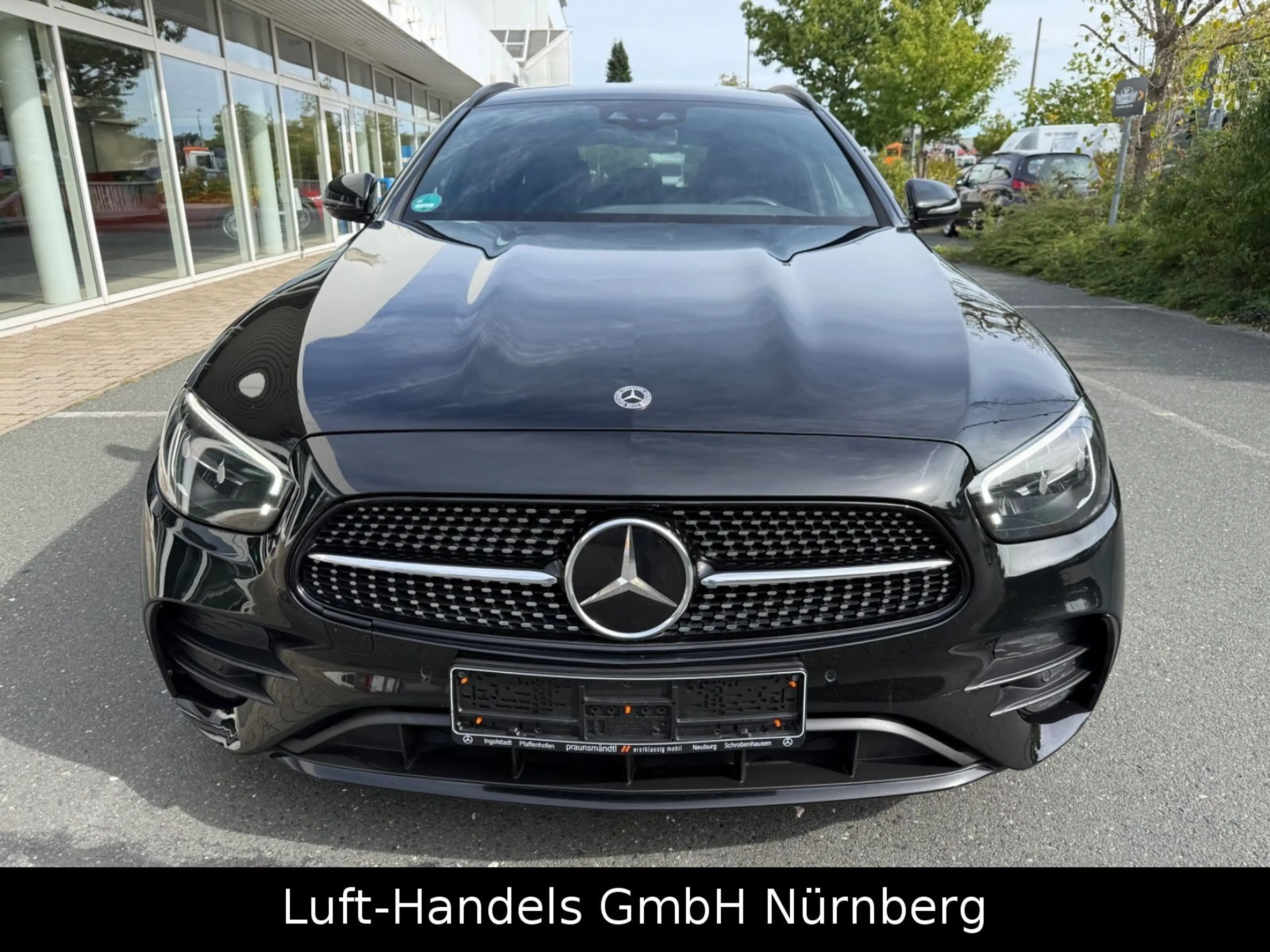 Mercedes-Benz E 220 d E T-Modell AMG-Line Night-Paket Virtual — photo 2