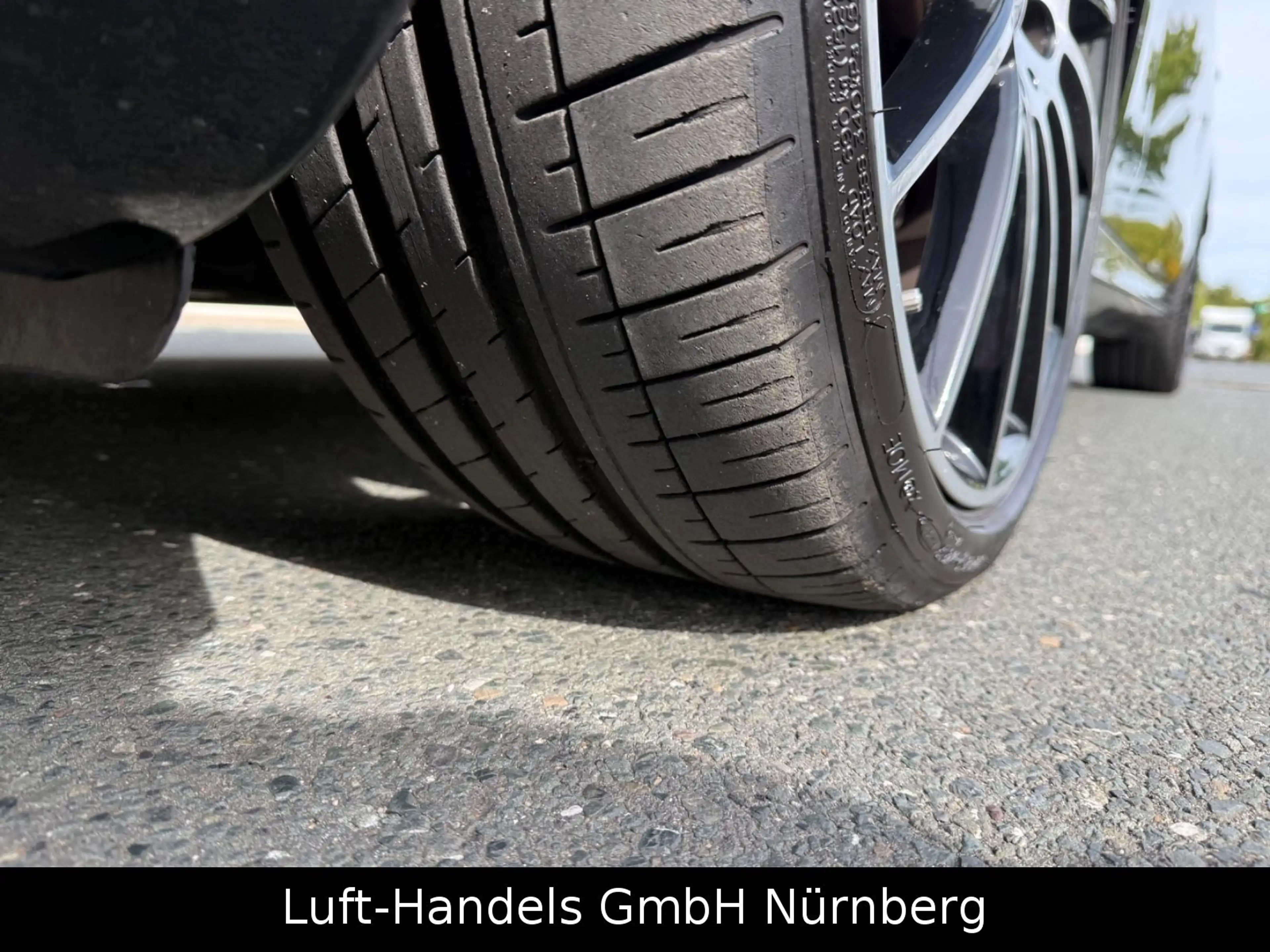 Mercedes-Benz E 220 d E T-Modell AMG-Line Night-Paket Virtual — photo 10