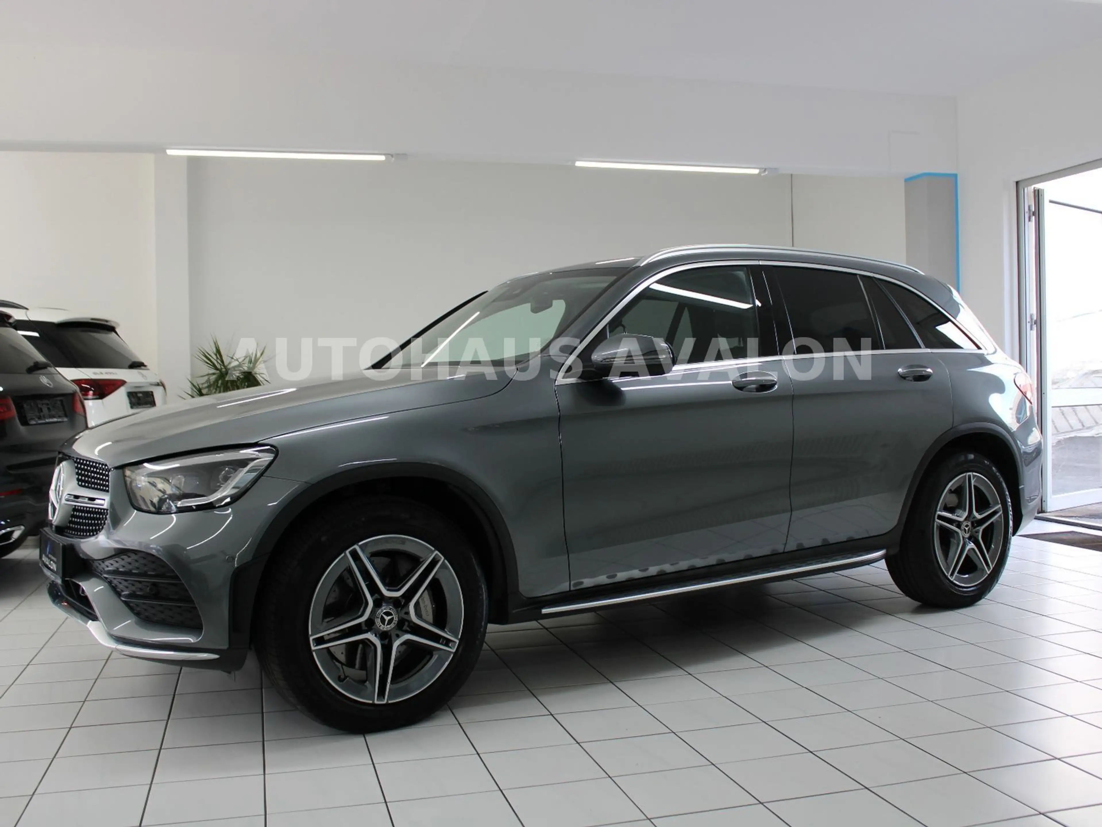 Mercedes-Benz GLC 400 d 4M AMG*AIRM~PANO~STANDHZ~AHK~BURM~MEM — photo 3