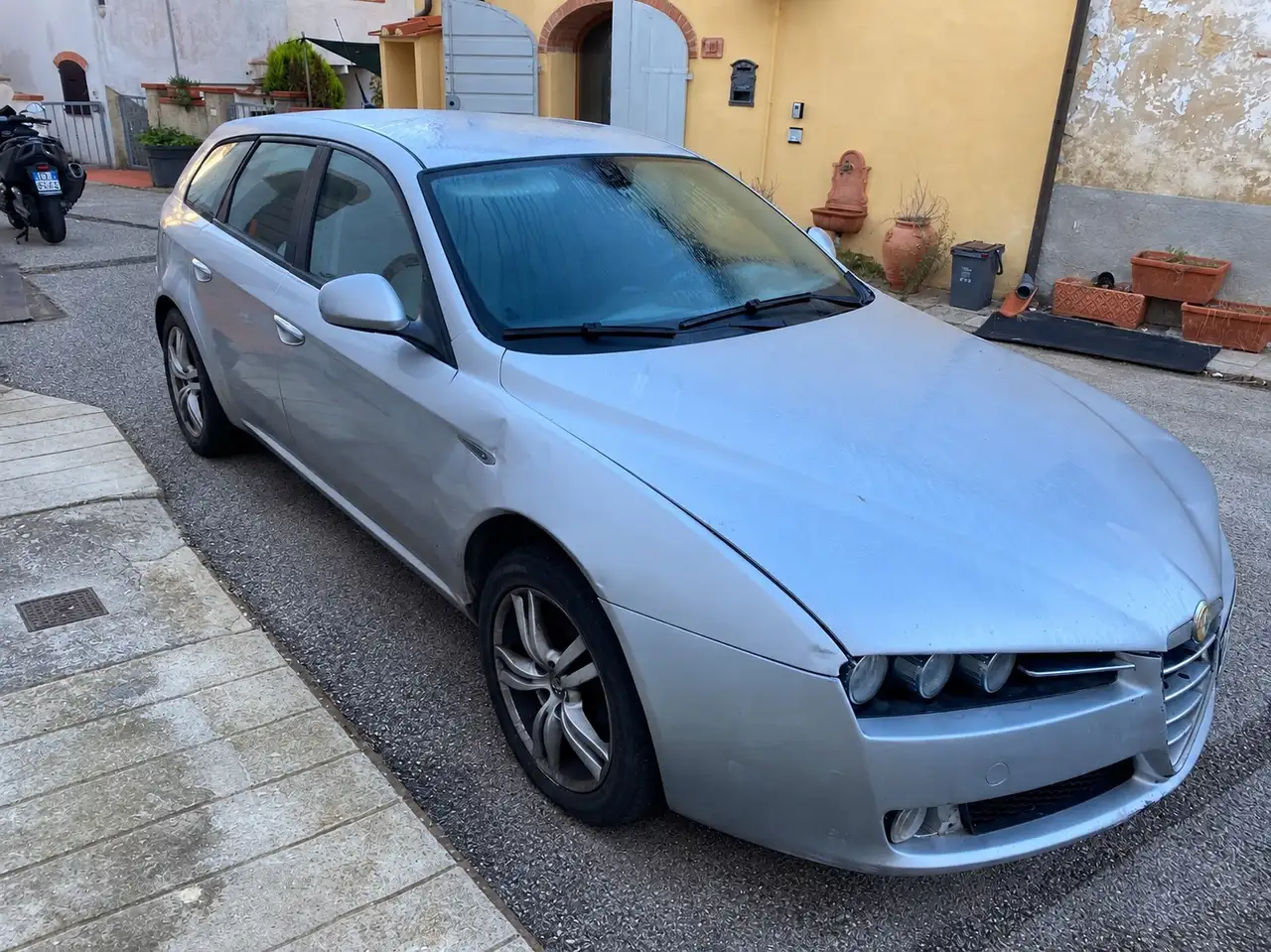 Alfa Romeo 159