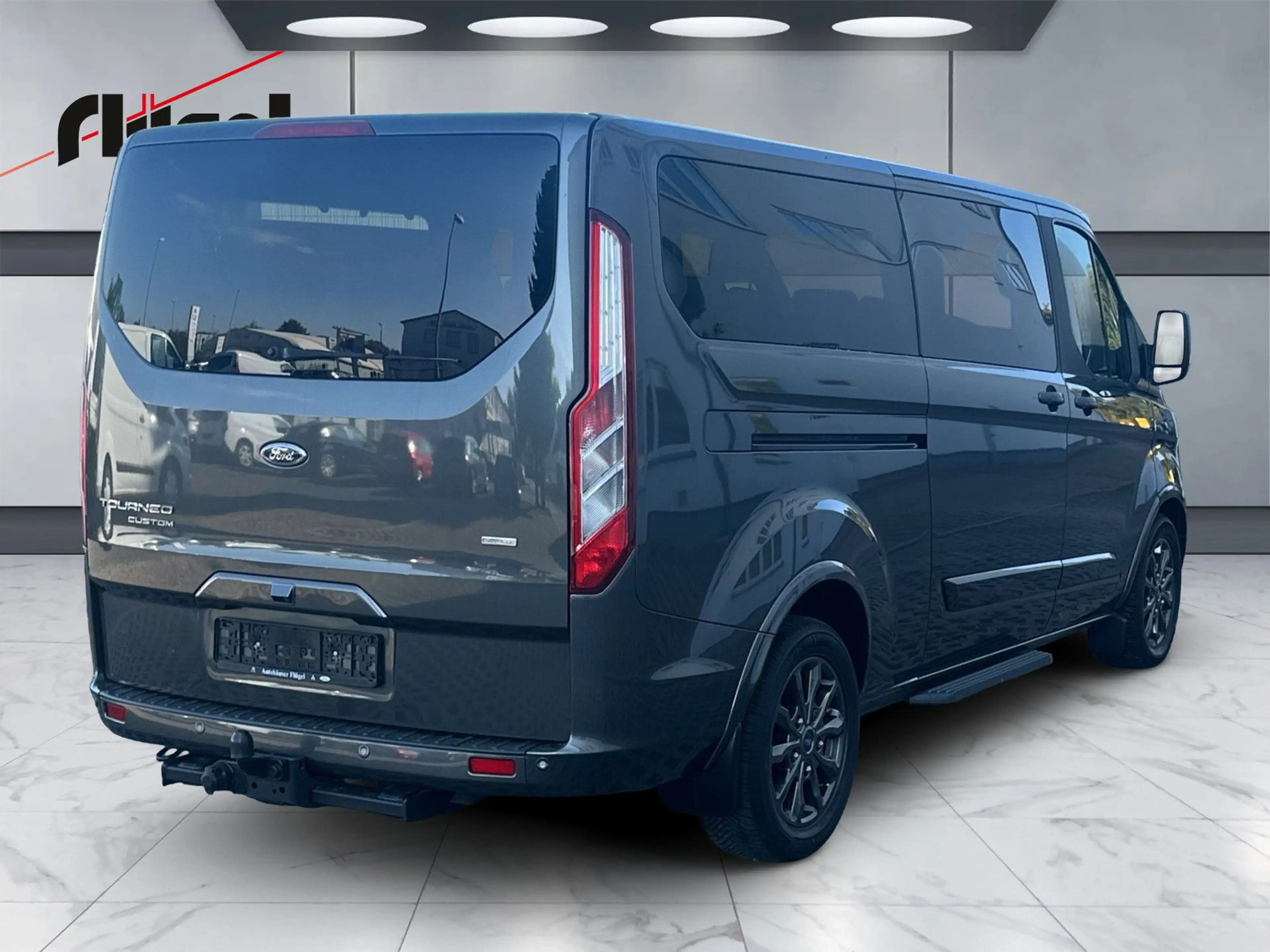 Ford Transit Custom 310 L2 Tourneo Titanium — photo 4