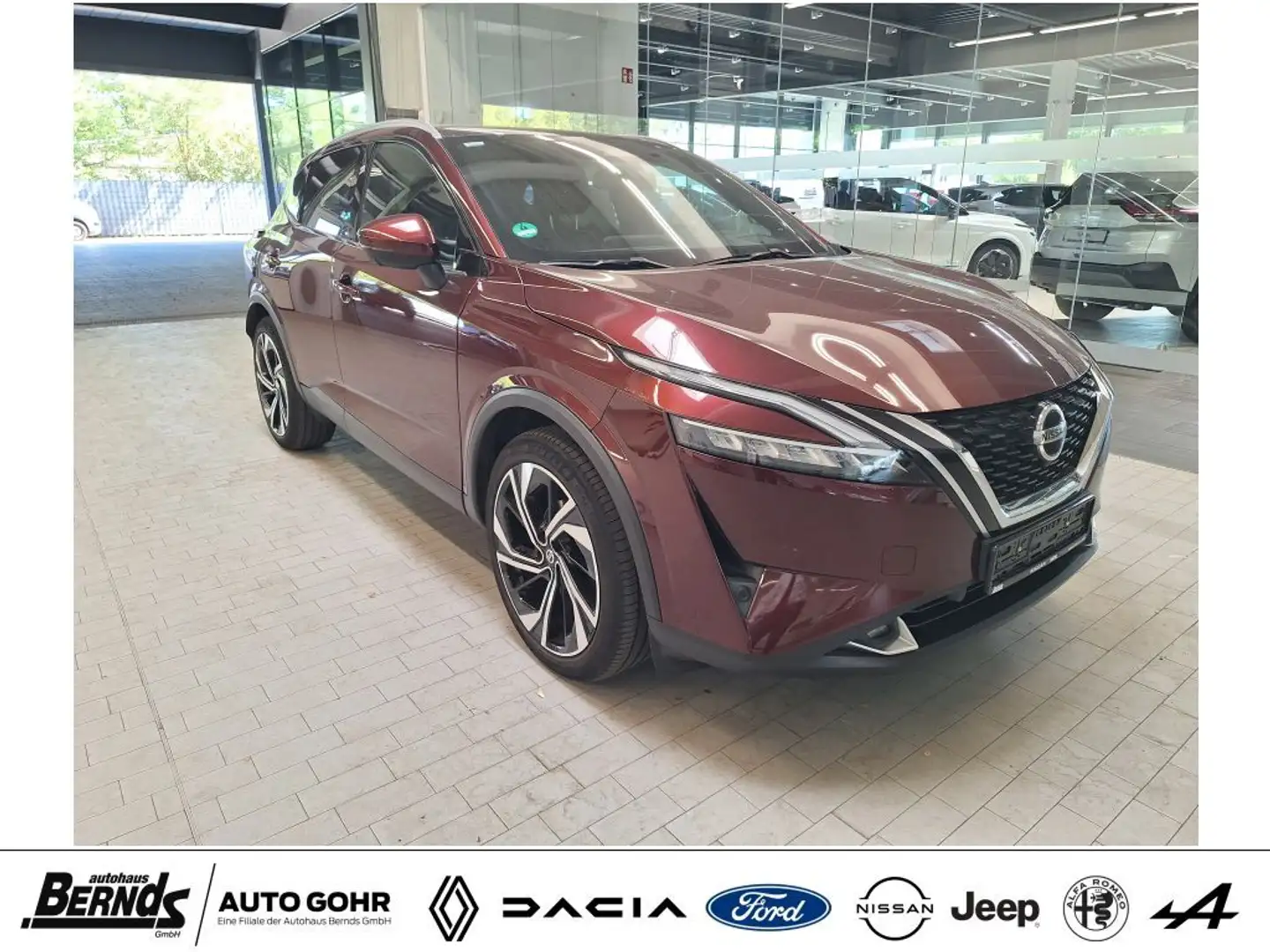 Nissan Qashqai 1.3 DIG-T MHEV Tekna+ PANORAMA NAVIGATION R-KAMERA Rouge - 2